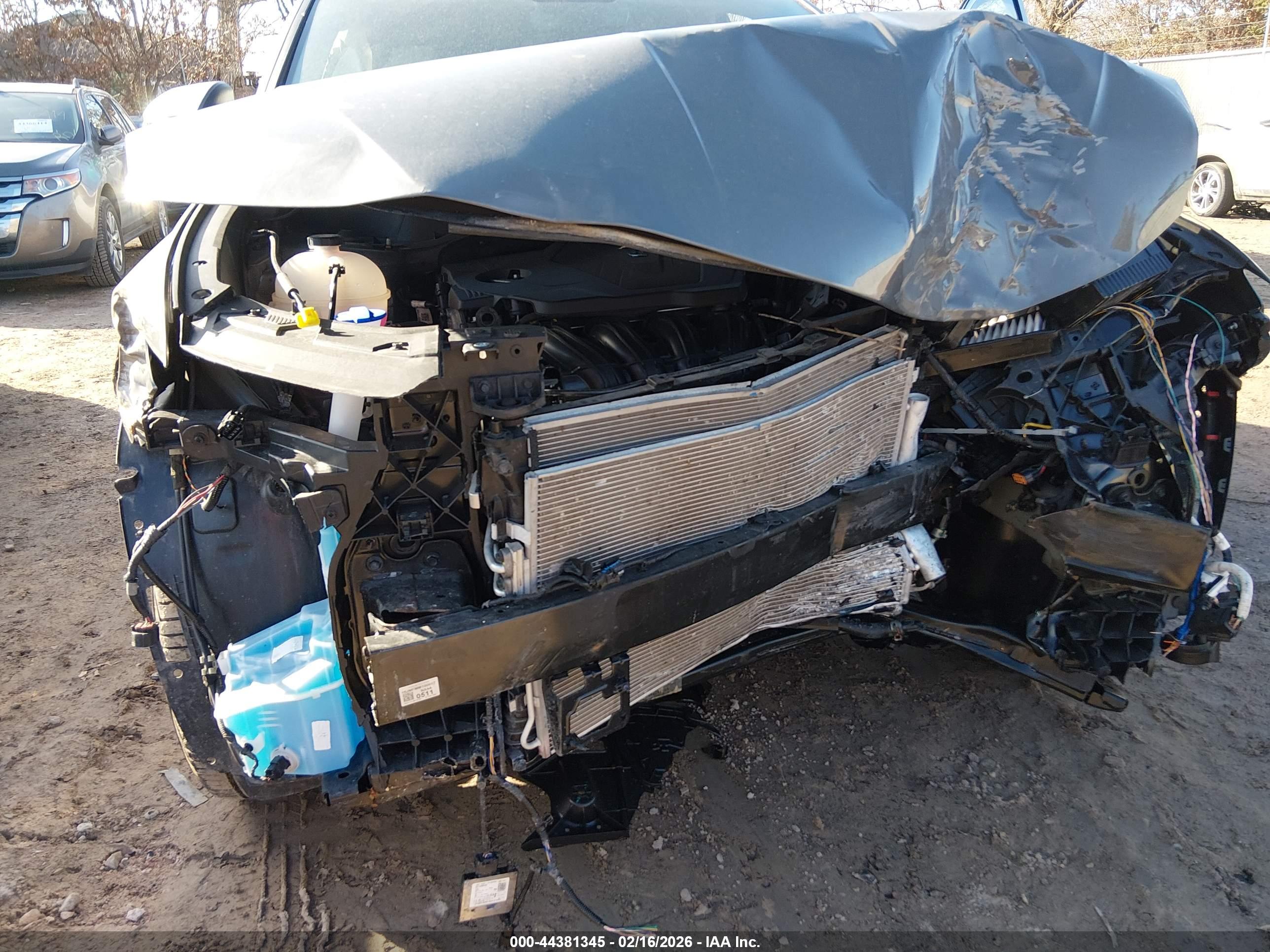 HYUNDAI TUCSON image 6
