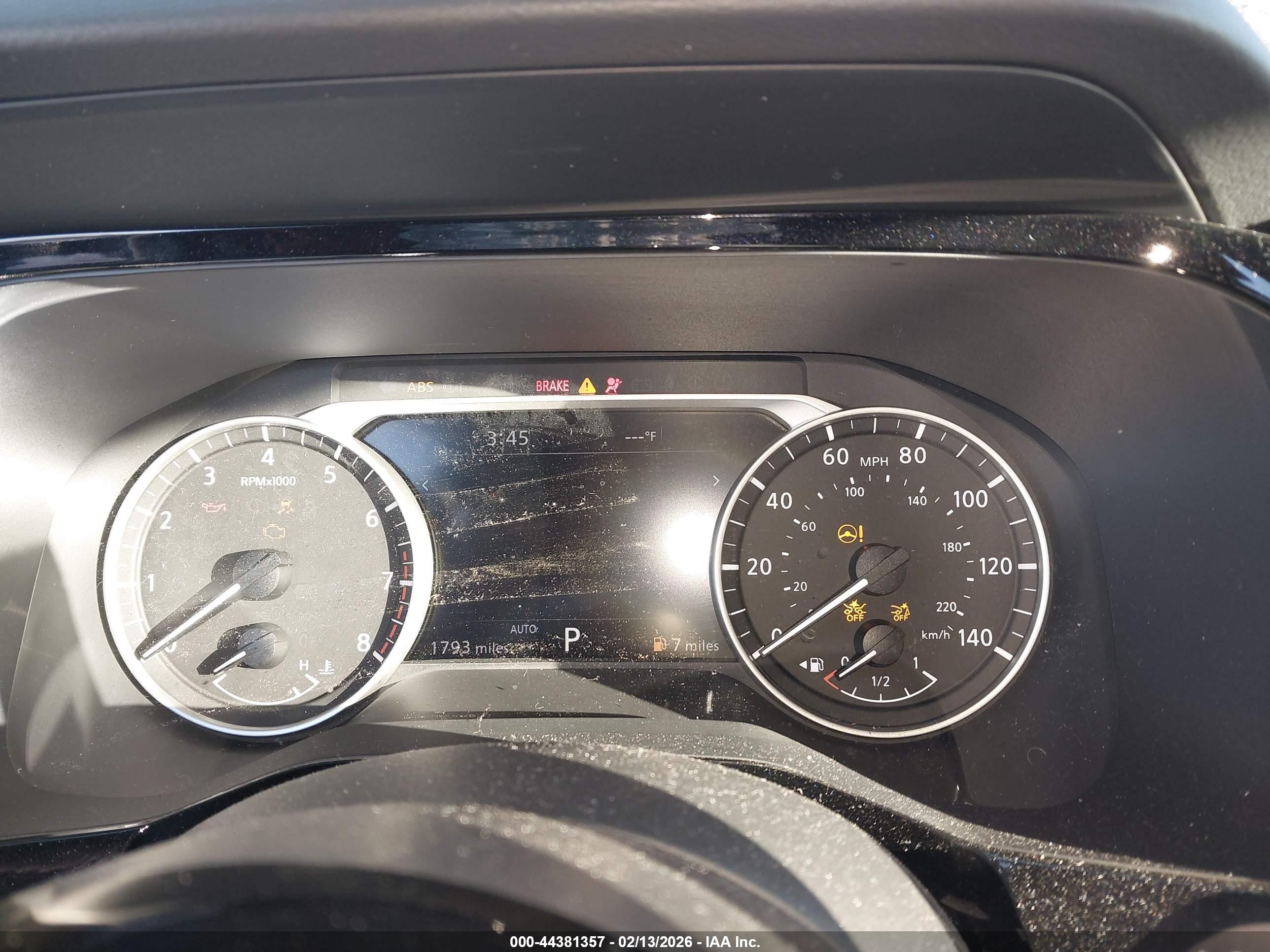 NISSAN PATHFINDER image 7