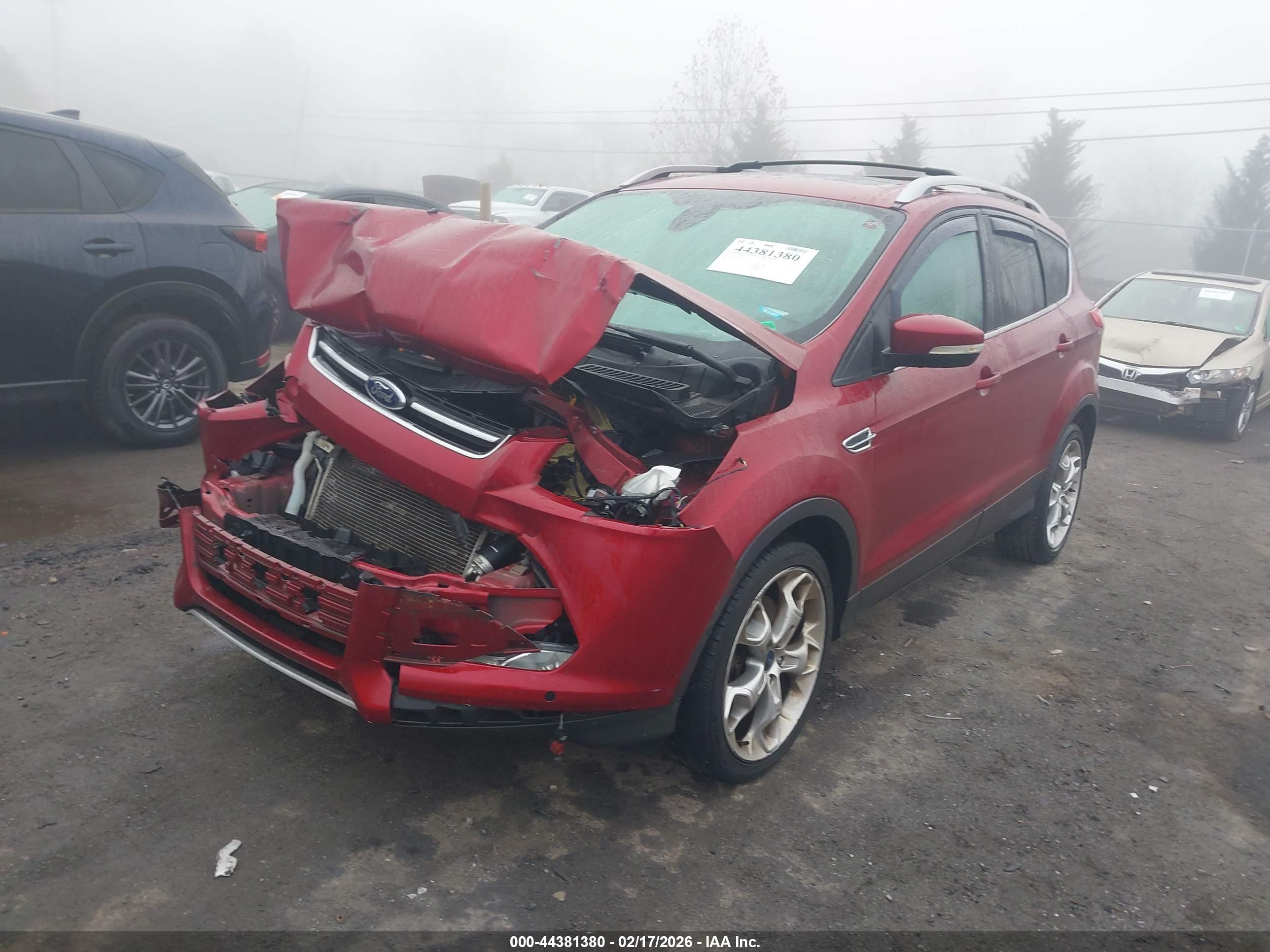 FORD ESCAPE image 2