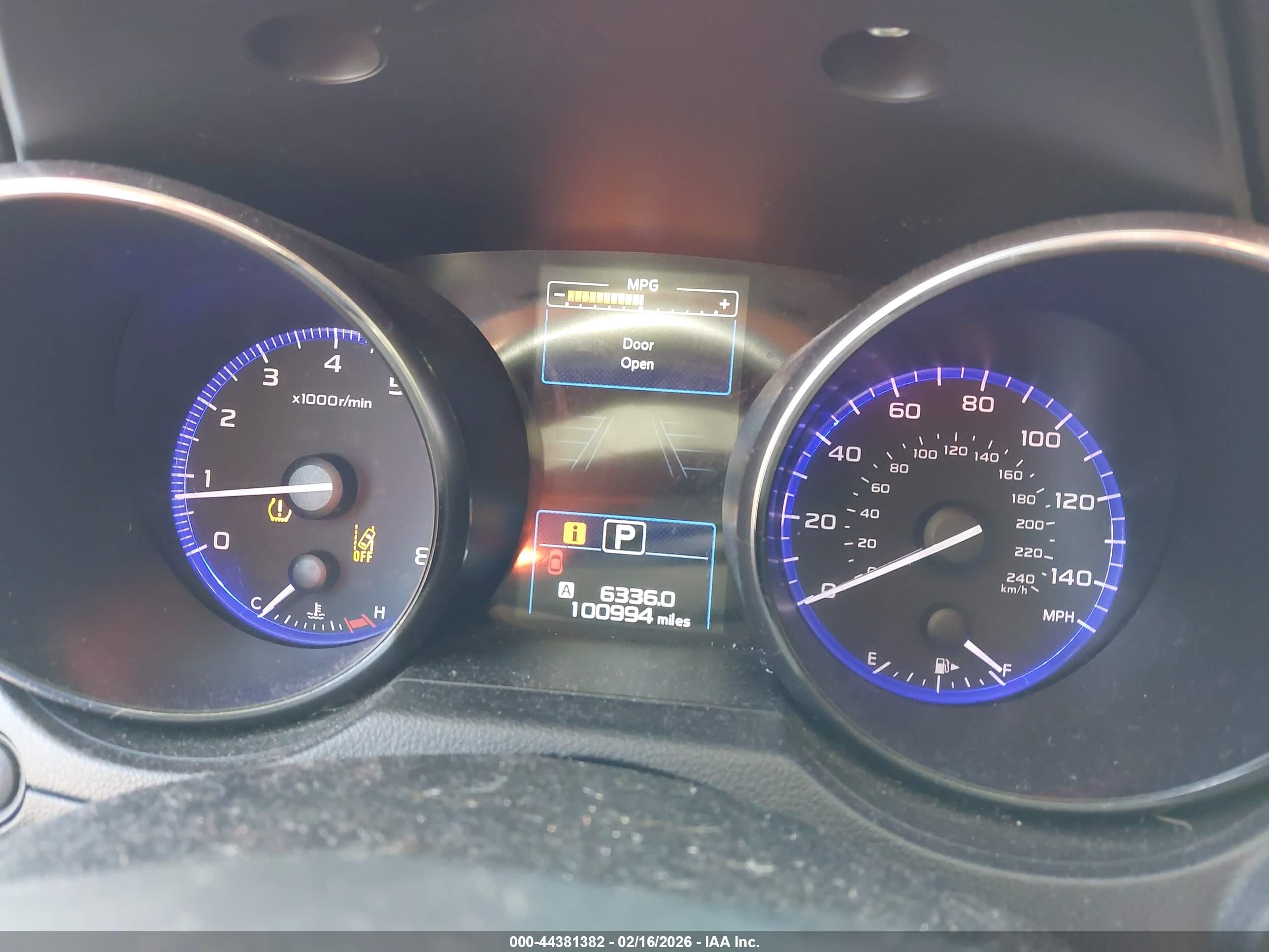 SUBARU OUTBACK image 7