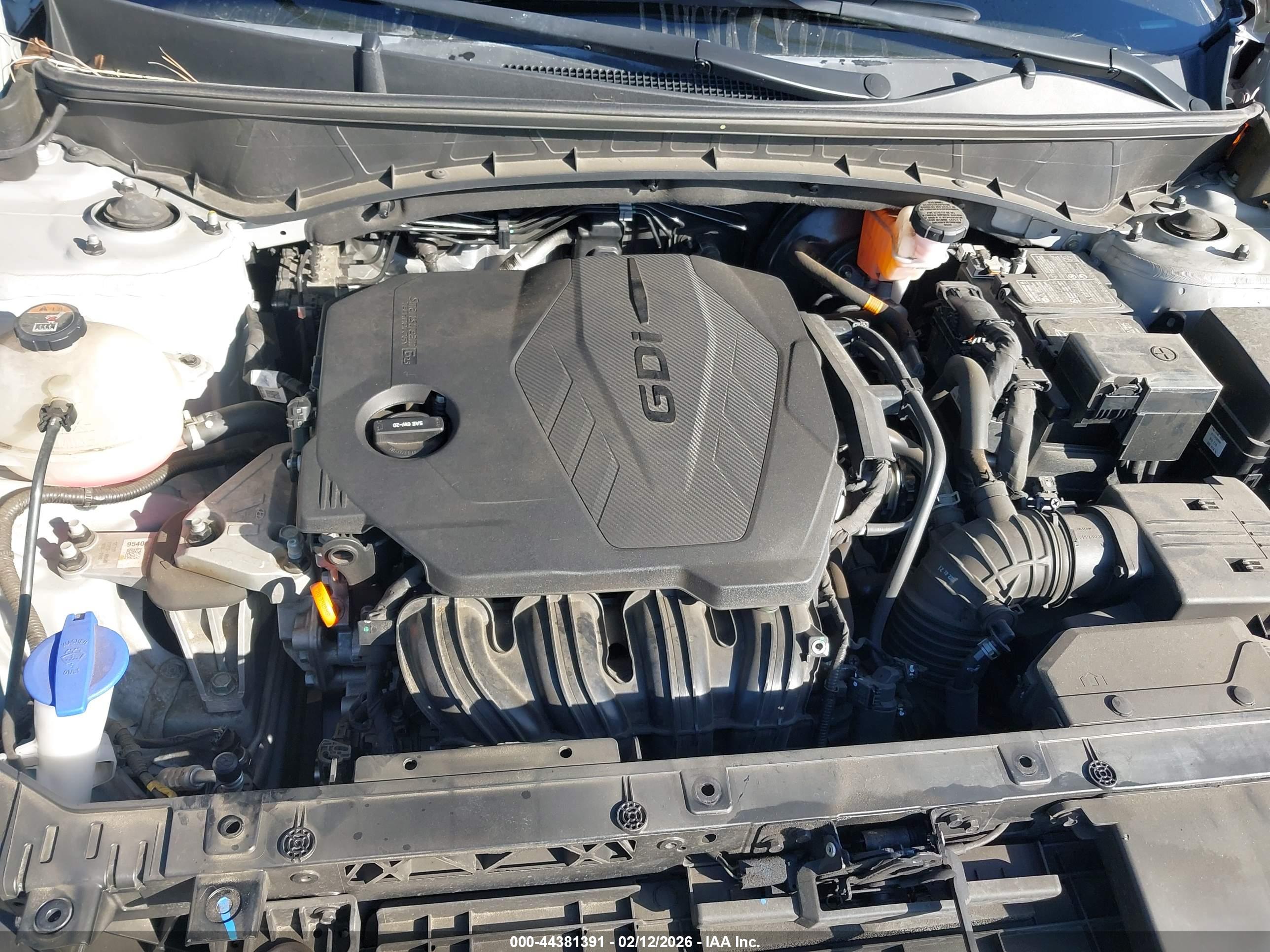 HYUNDAI TUCSON image 10
