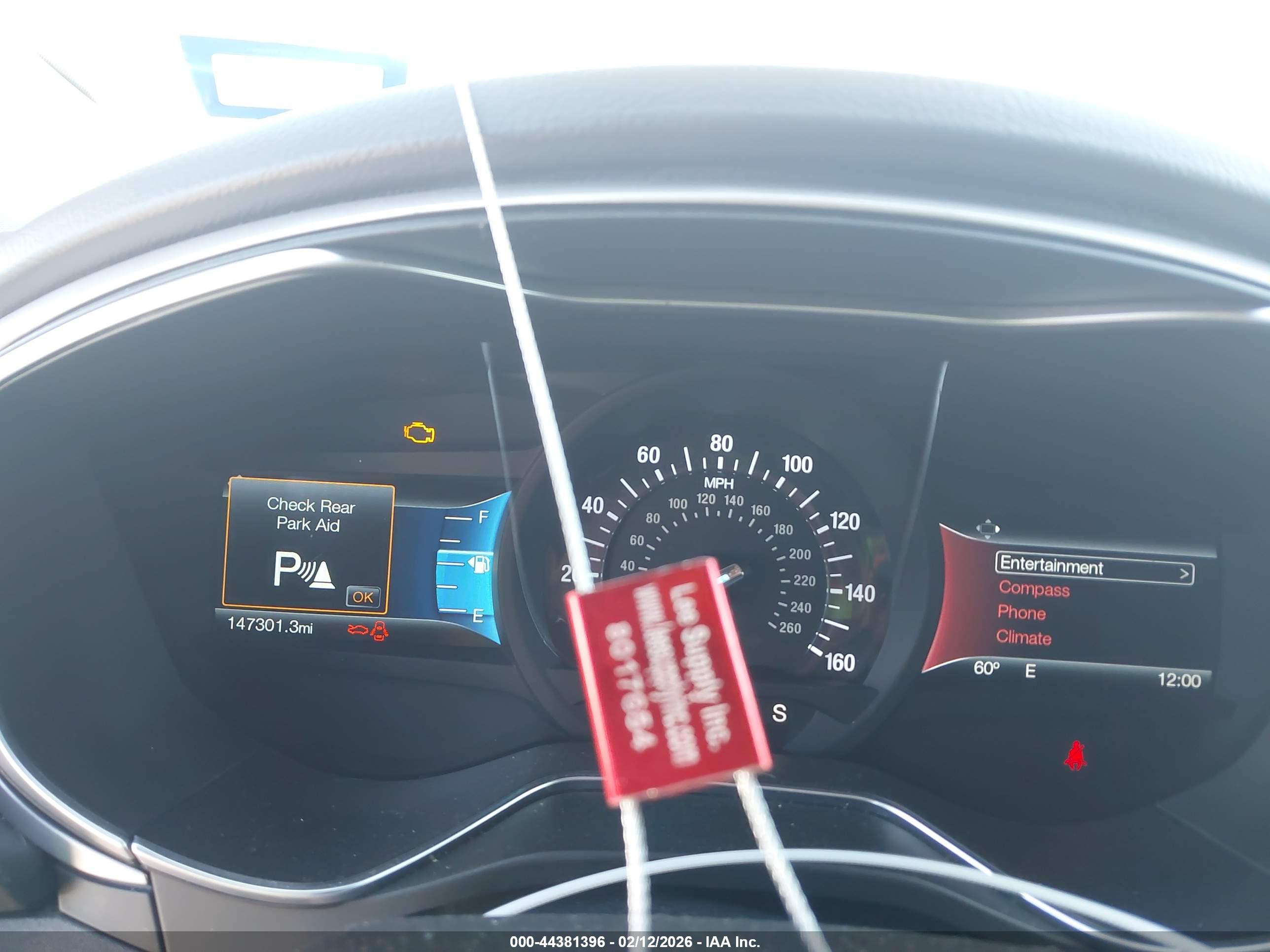FORD FUSION image 7