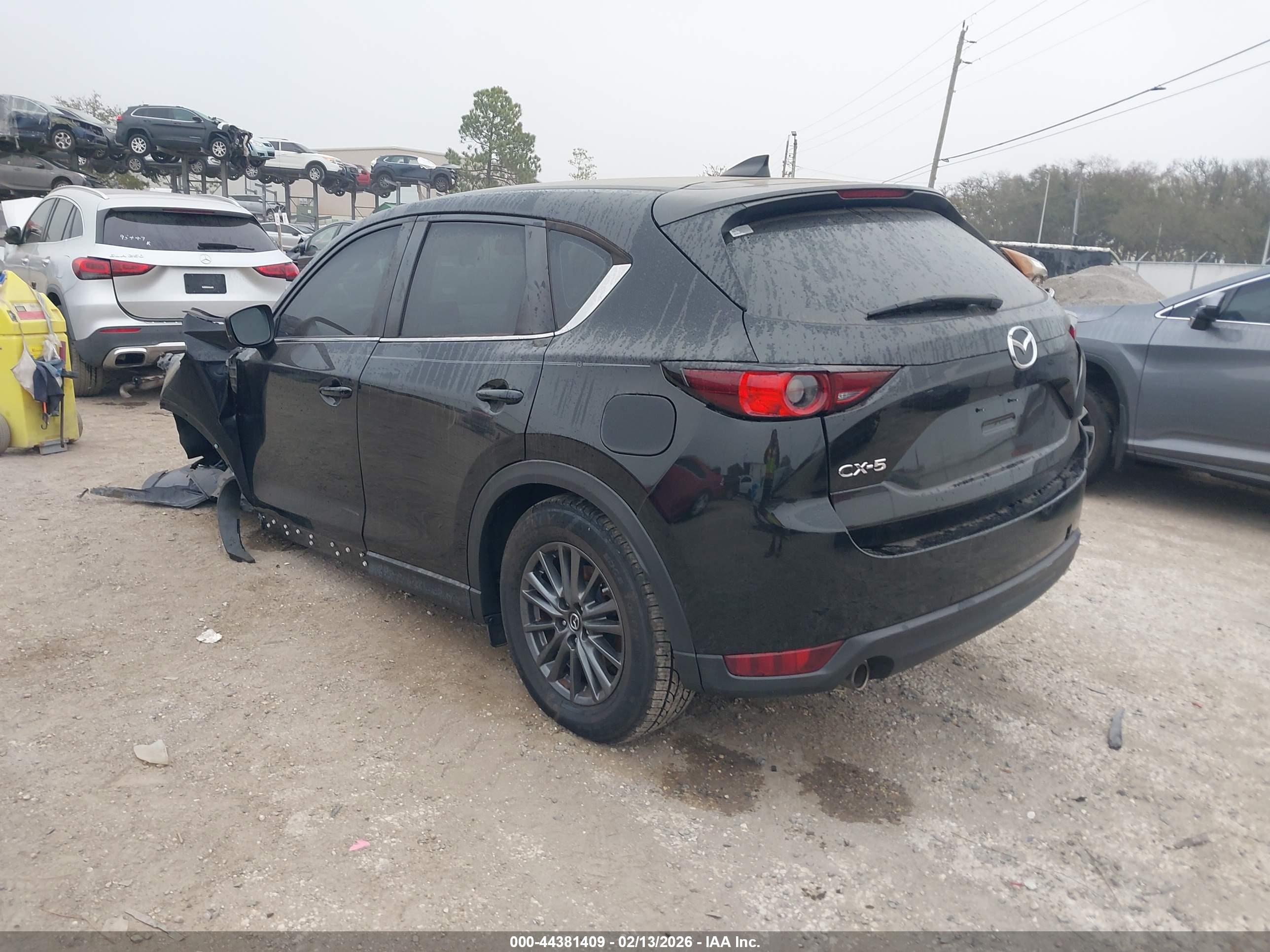MAZDA CX-5 image 3