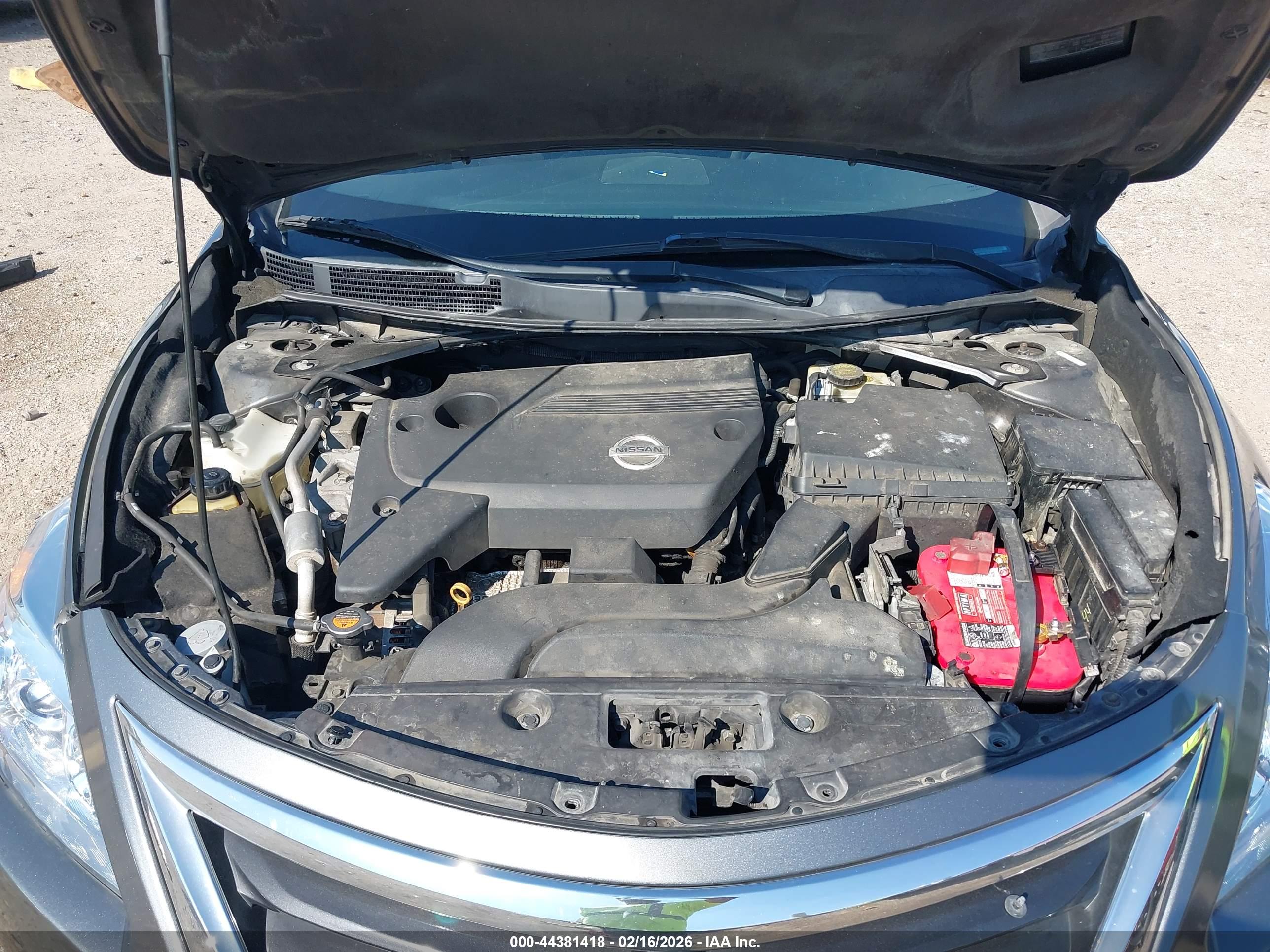 NISSAN ALTIMA image 10