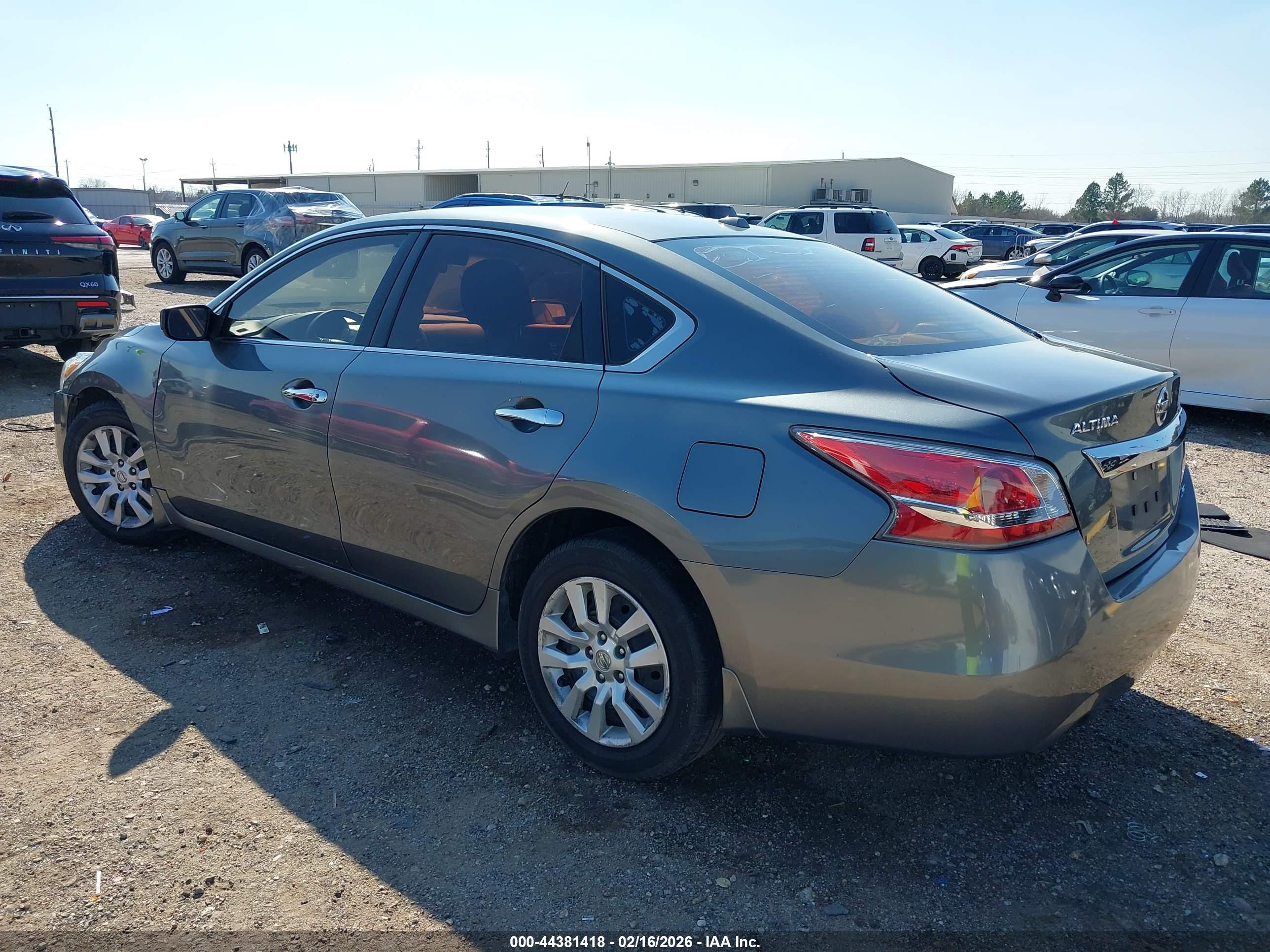 NISSAN ALTIMA image 3