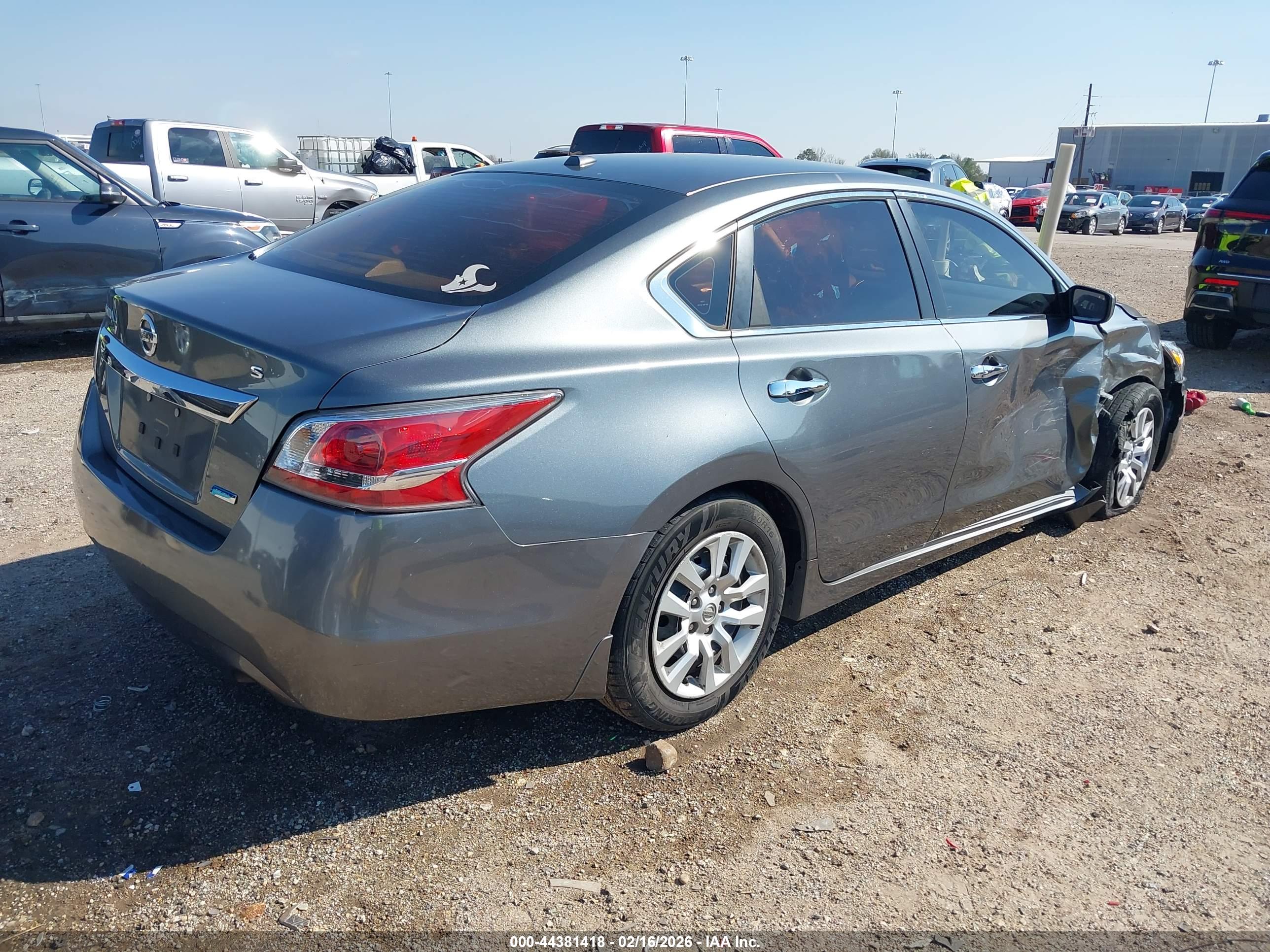 NISSAN ALTIMA image 4