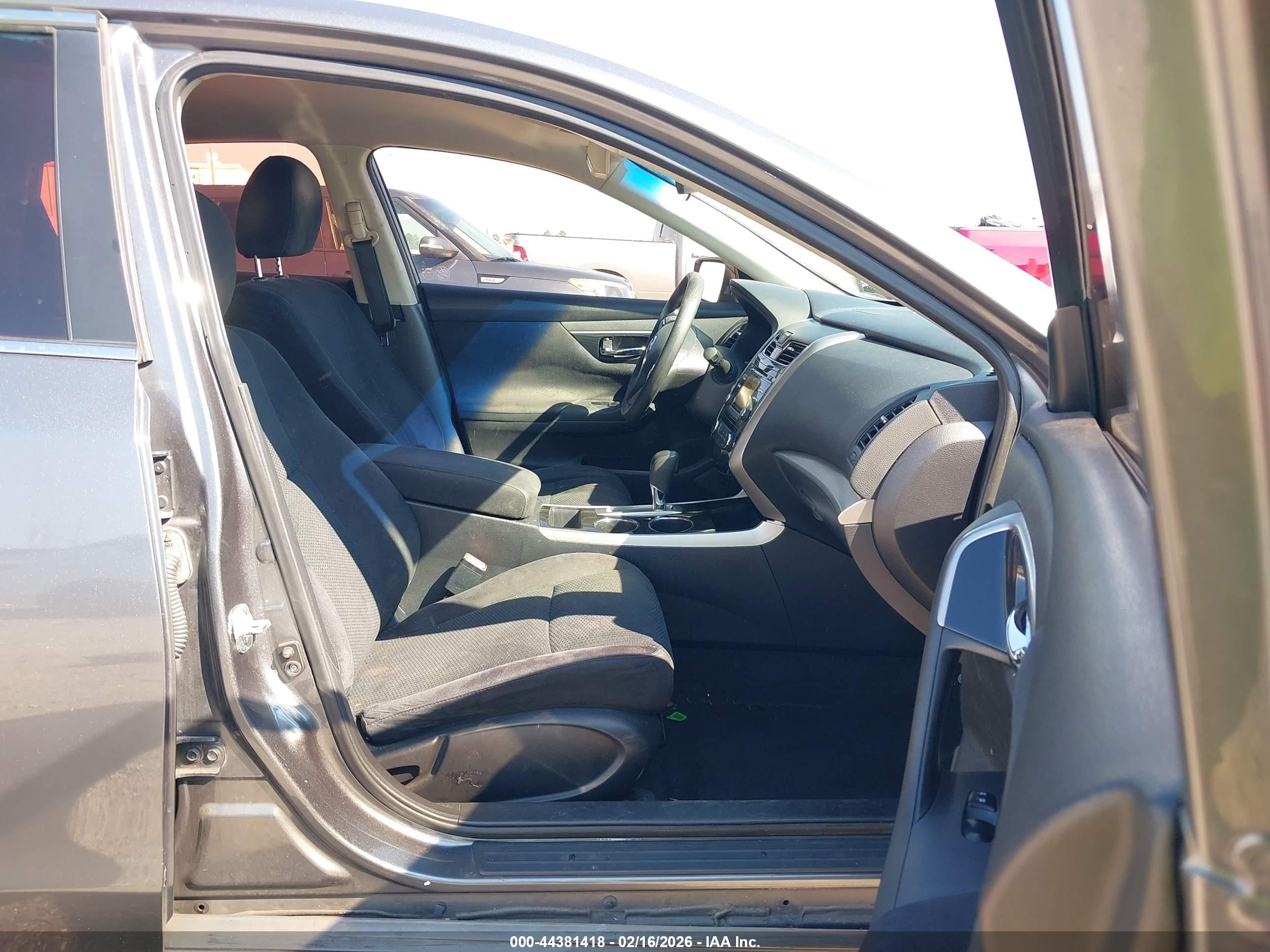 NISSAN ALTIMA image 5