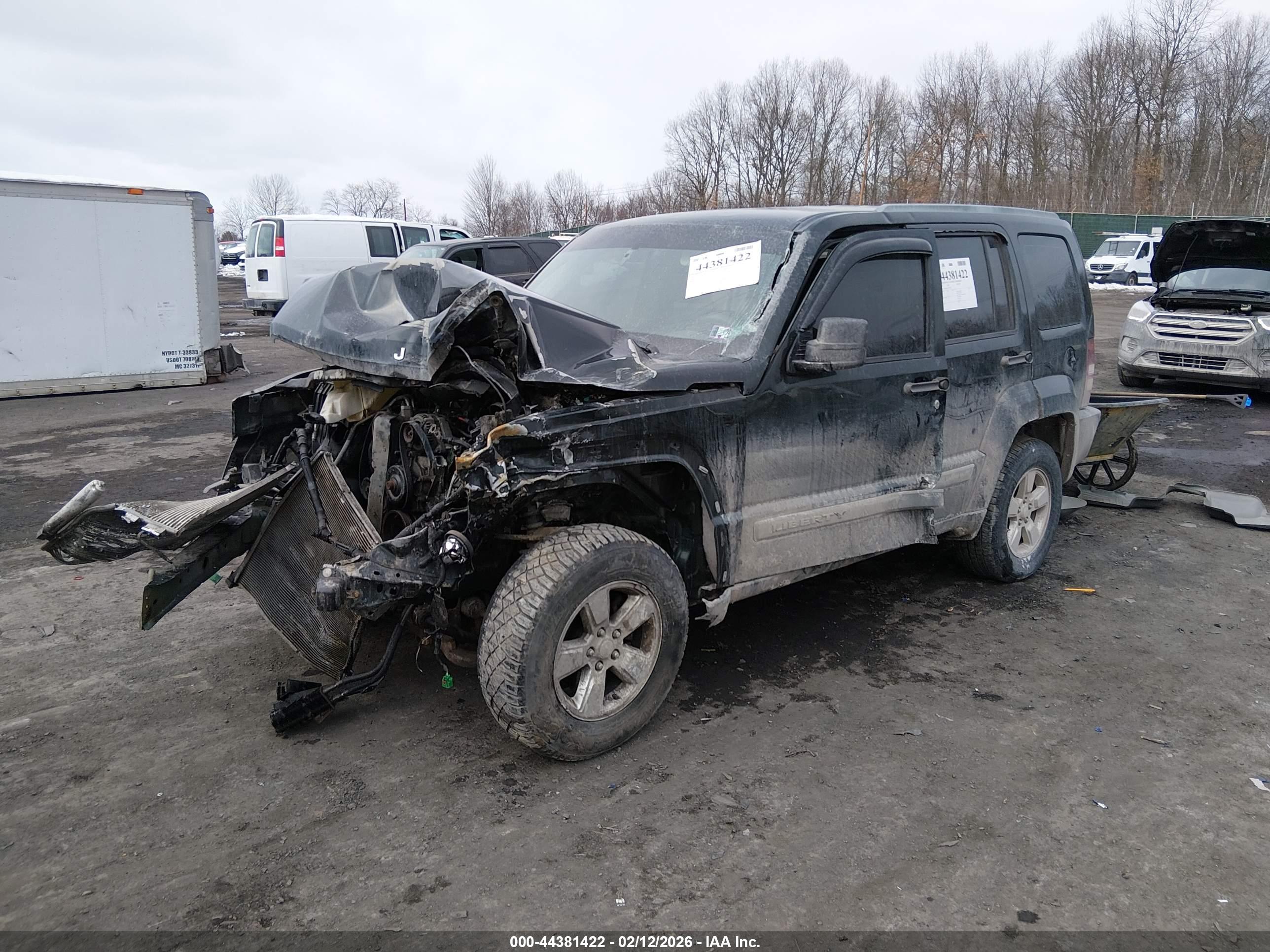JEEP LIBERTY image 2