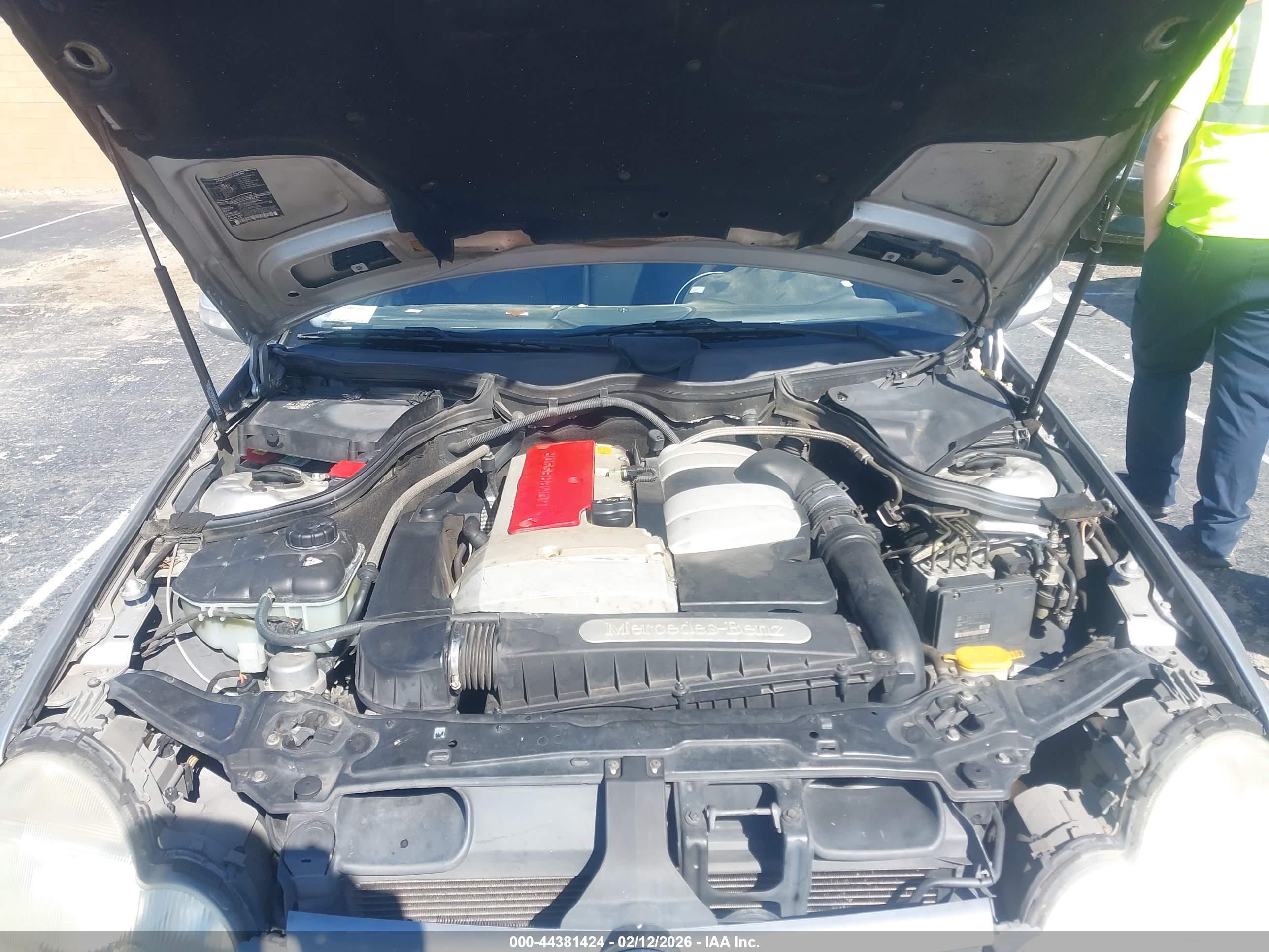MERCEDES-BENZ C image 10