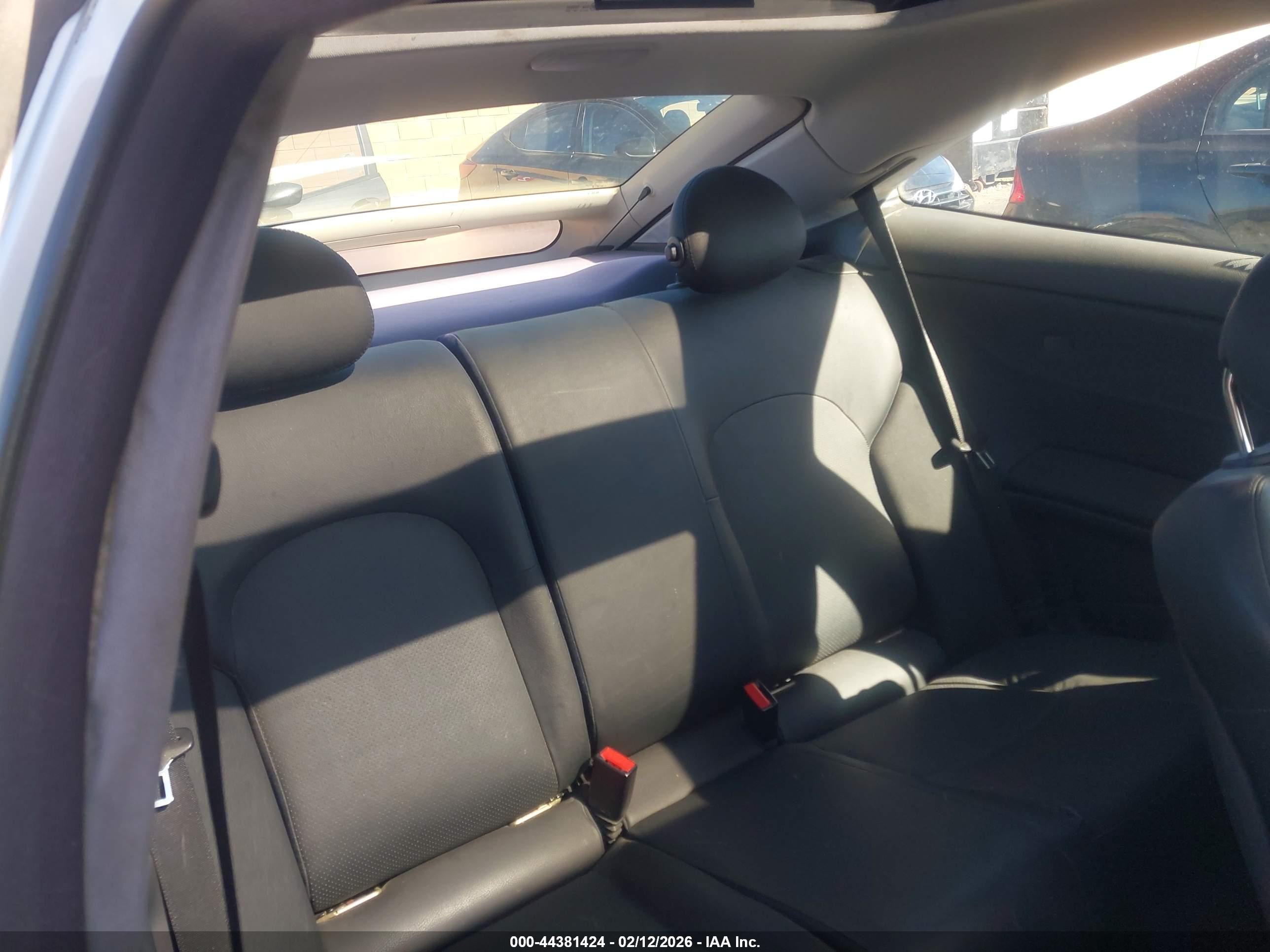MERCEDES-BENZ C image 8