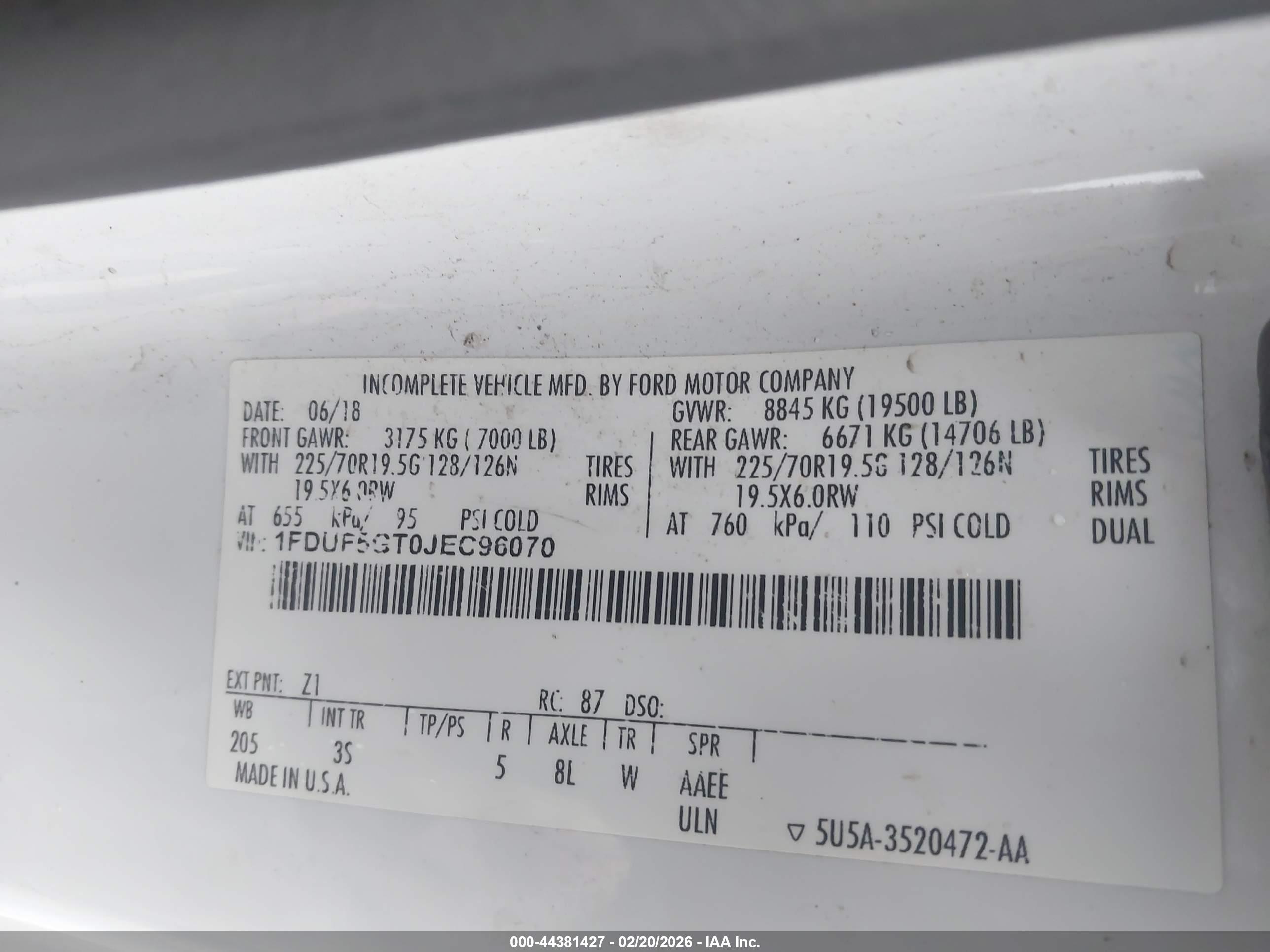 FORD F-550 image 9