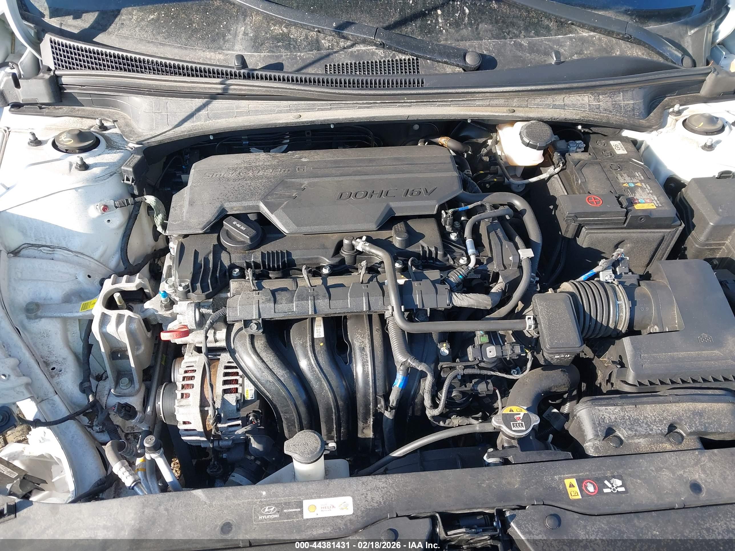 HYUNDAI ELANTRA image 10