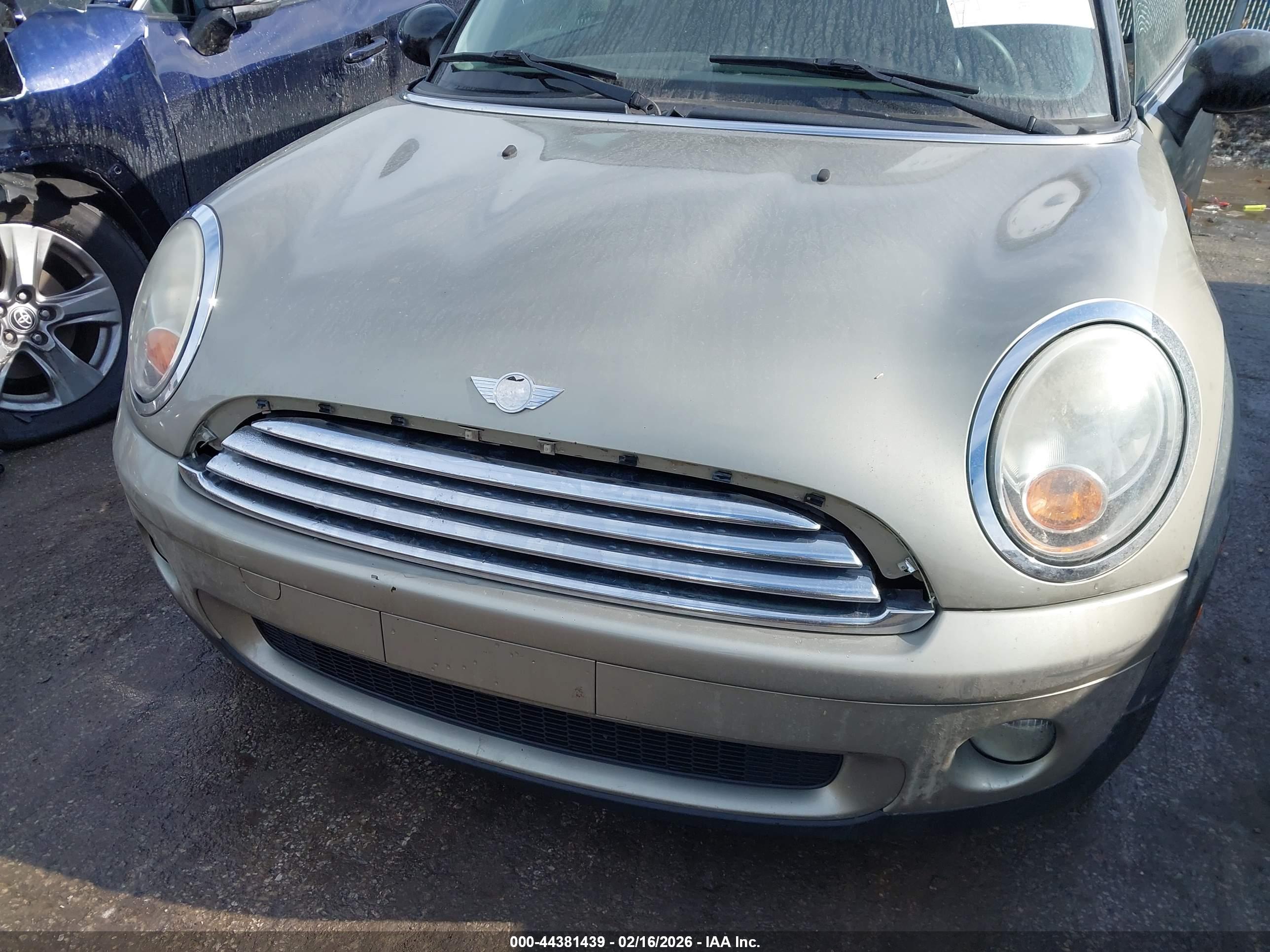 MINI COOPER image 6