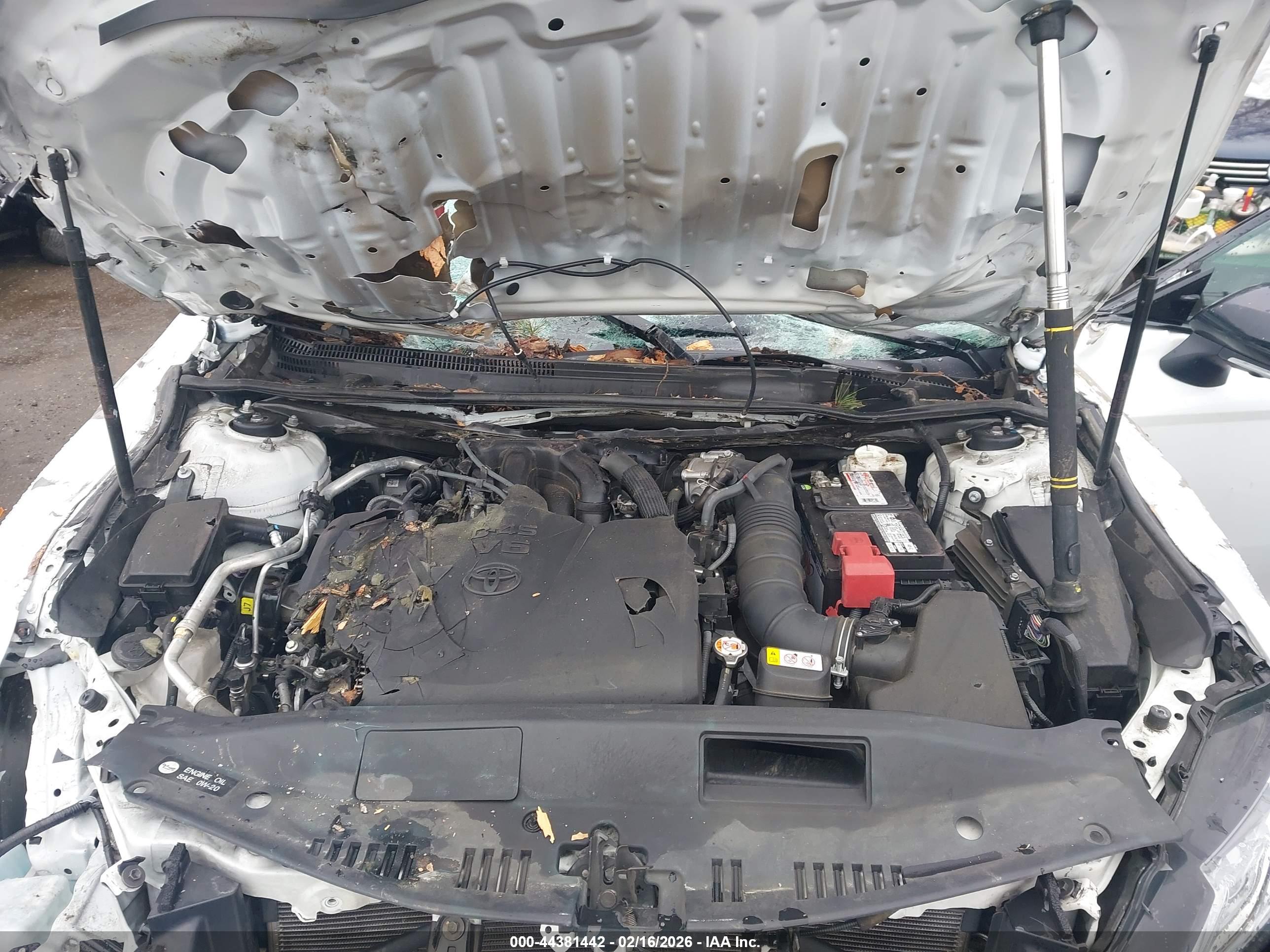 TOYOTA CAMRY image 10
