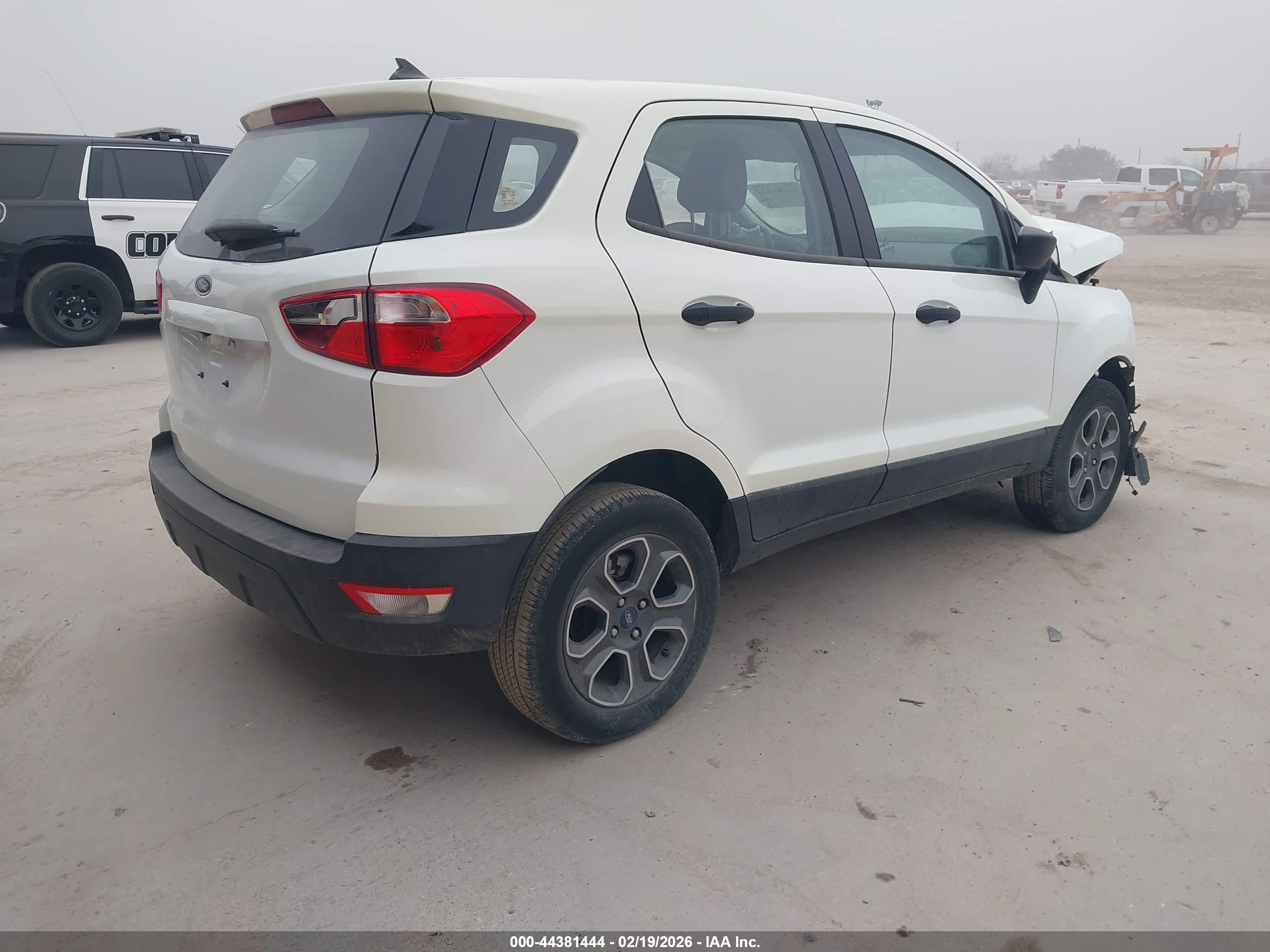 FORD ECOSPORT image 4