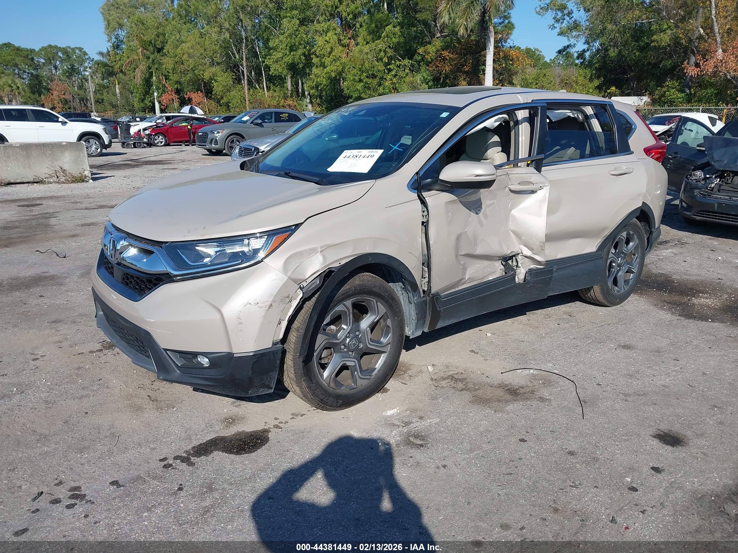HONDA CR-V image 2