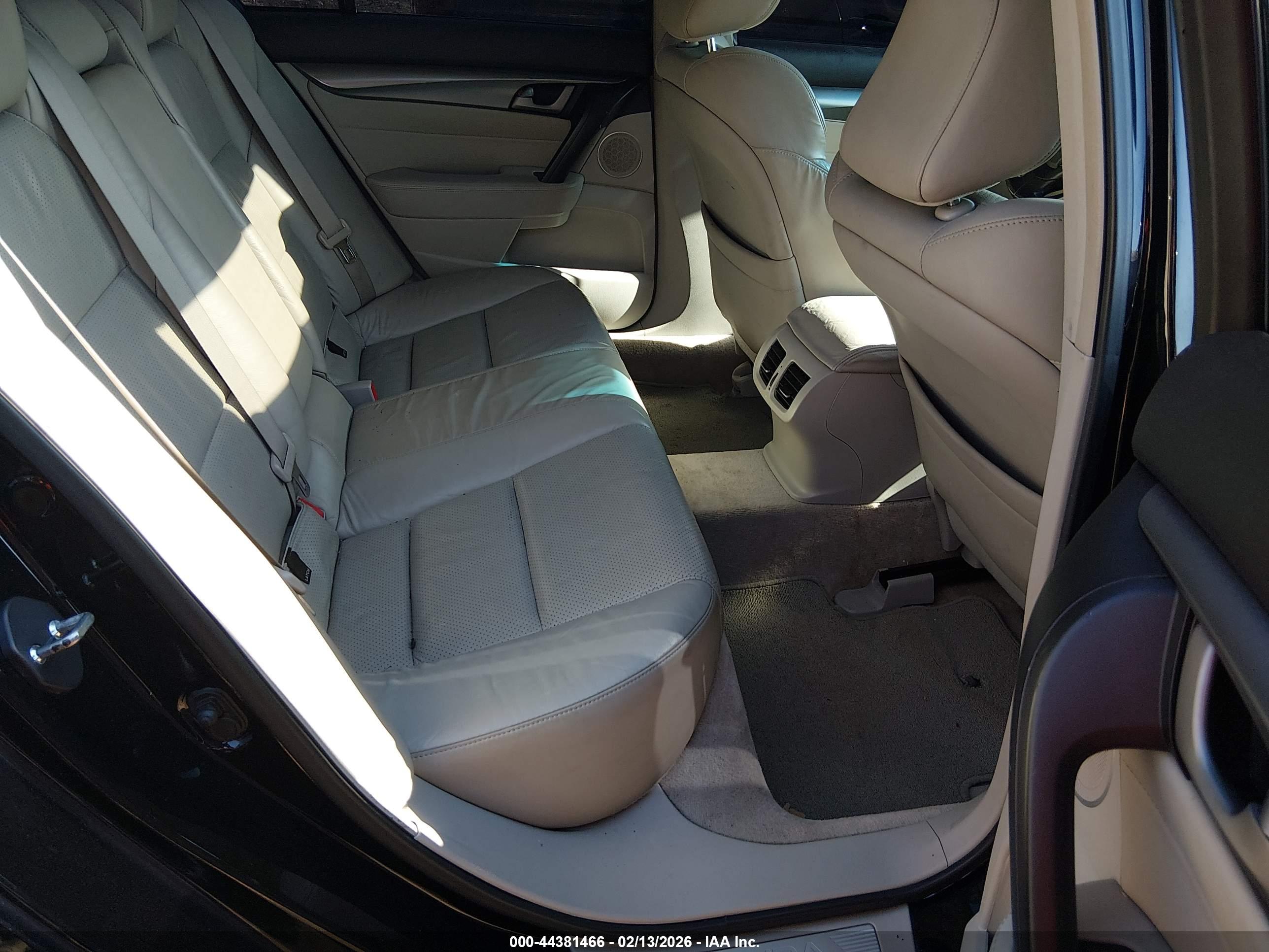 ACURA TL image 8