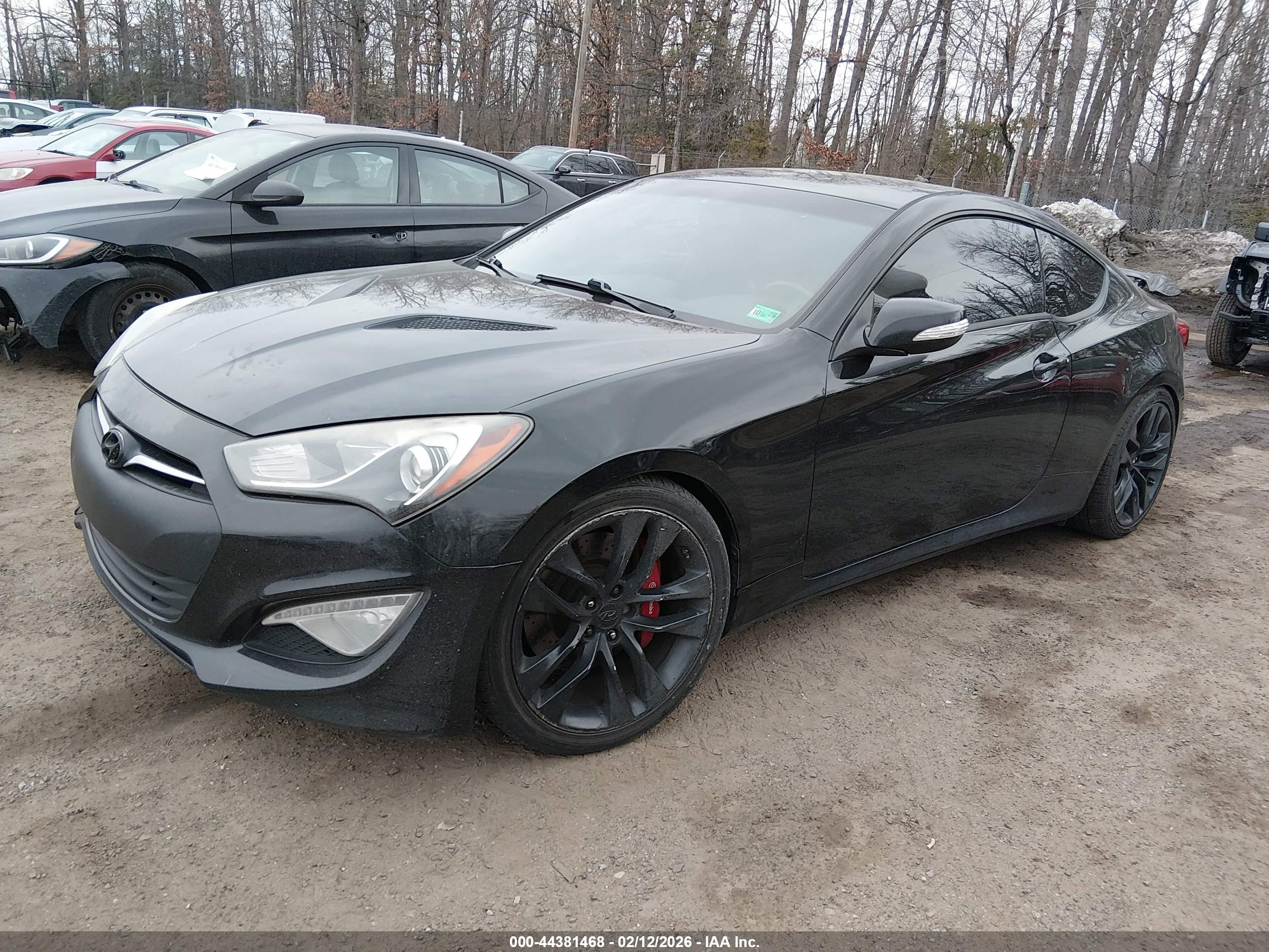 HYUNDAI GENESIS image 2