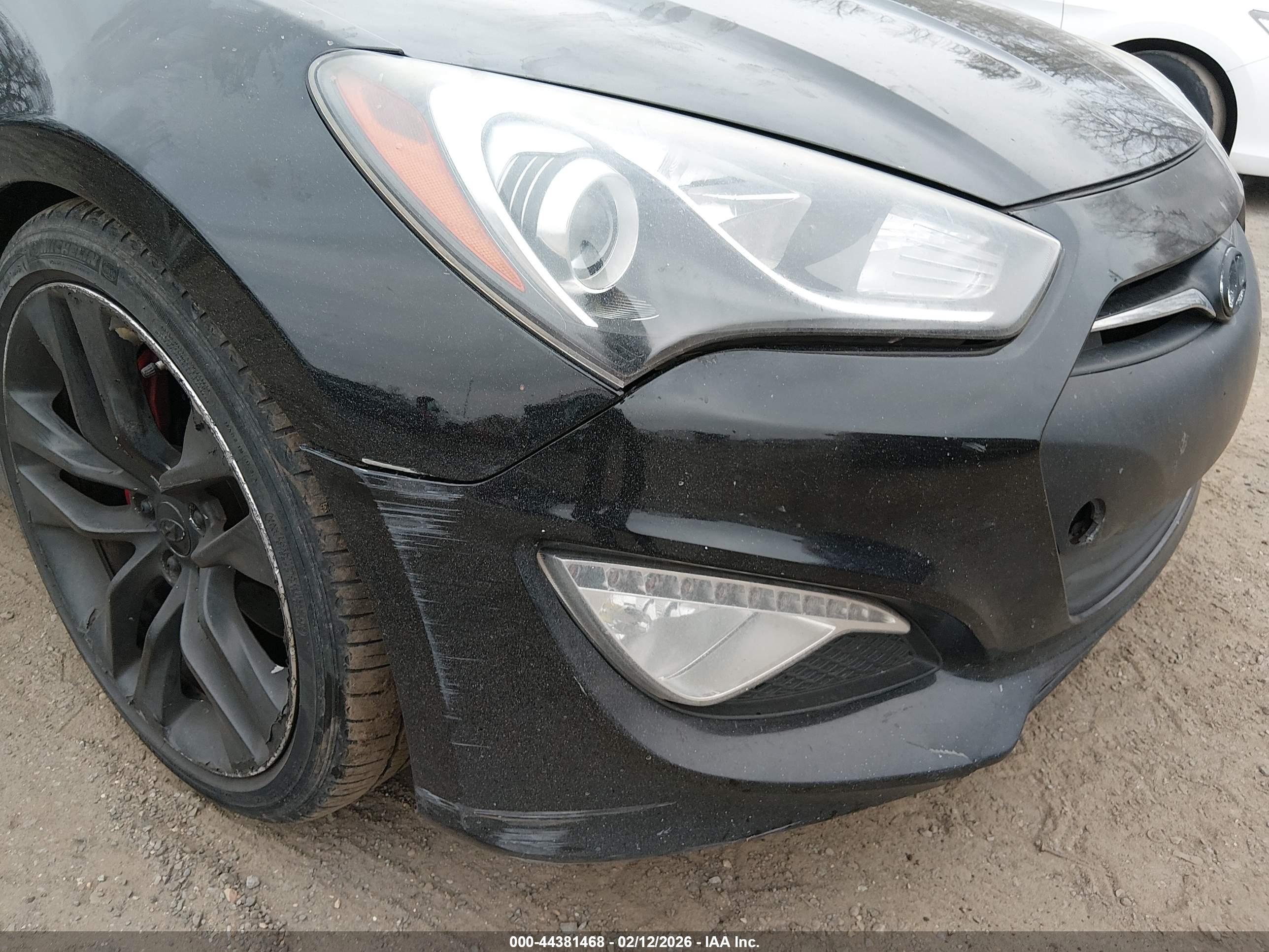 HYUNDAI GENESIS image 6