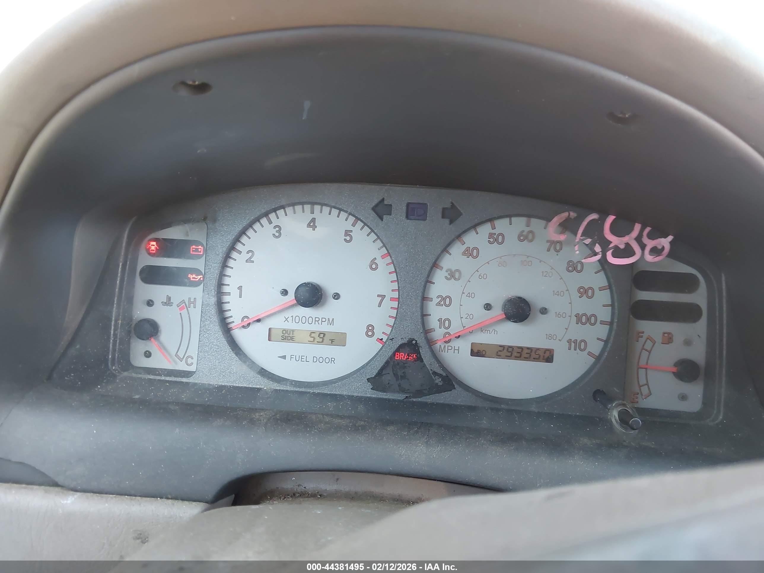 TOYOTA COROLLA image 7
