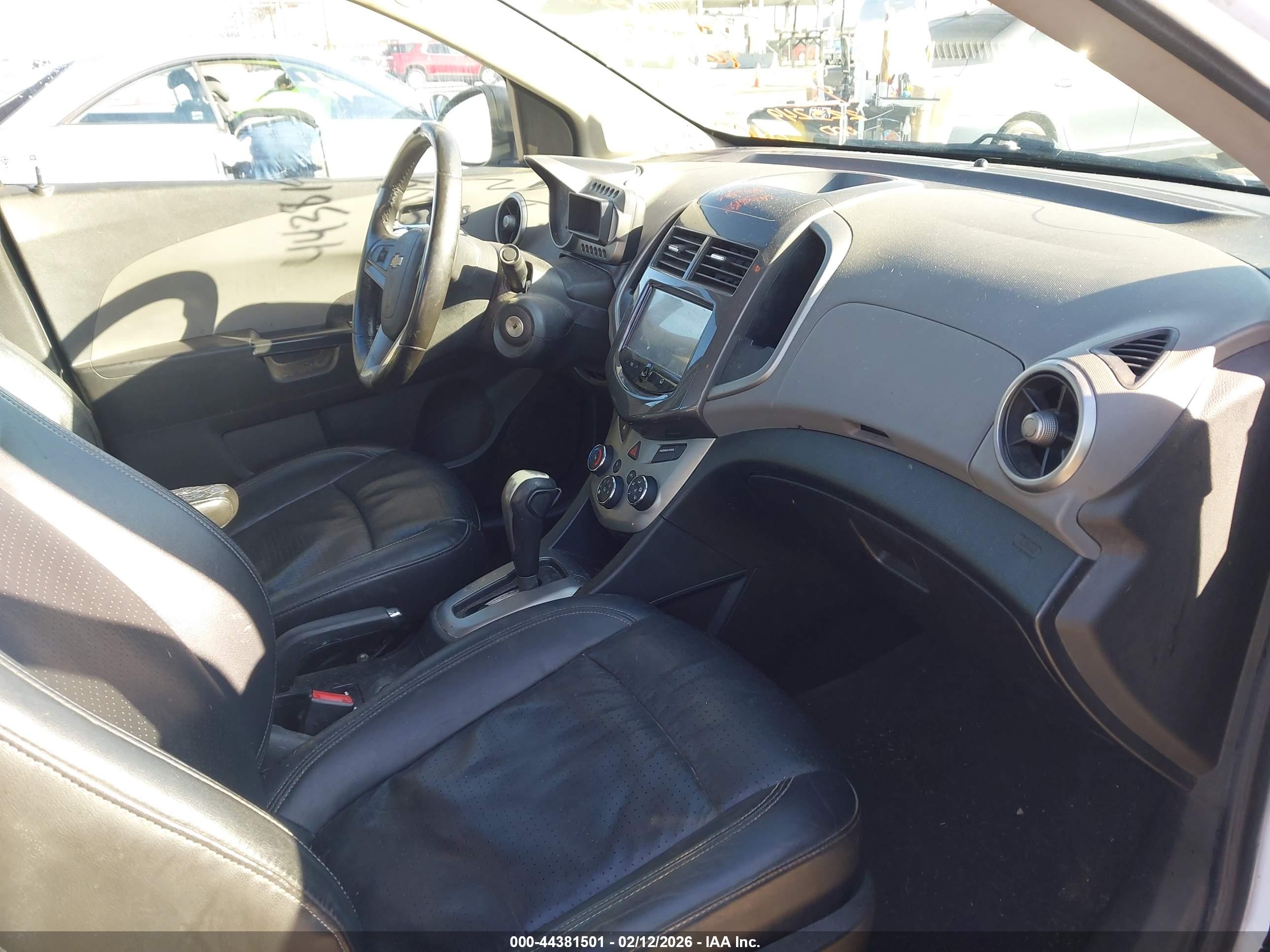 CHEVROLET SONIC image 5