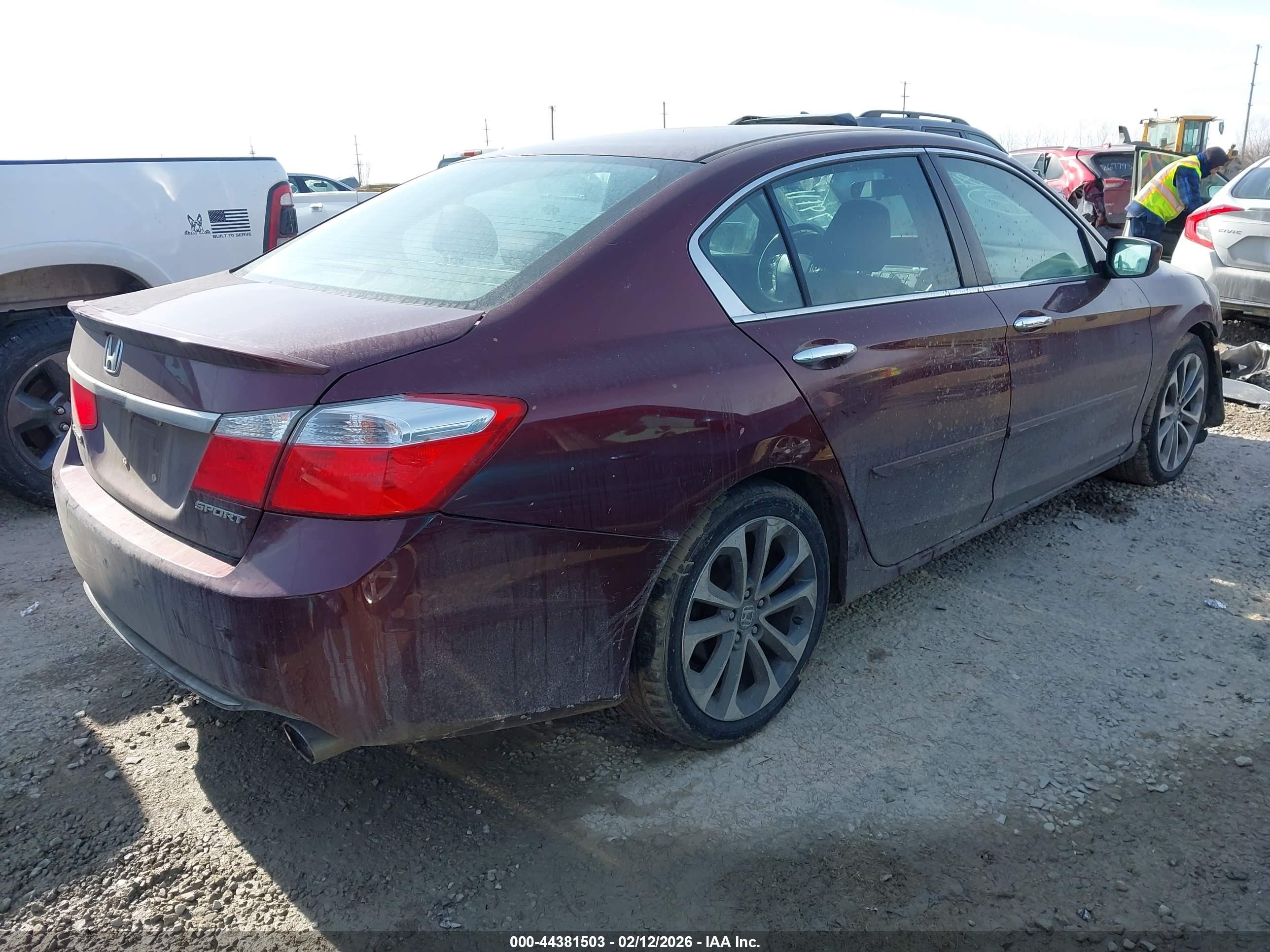 HONDA ACCORD image 4