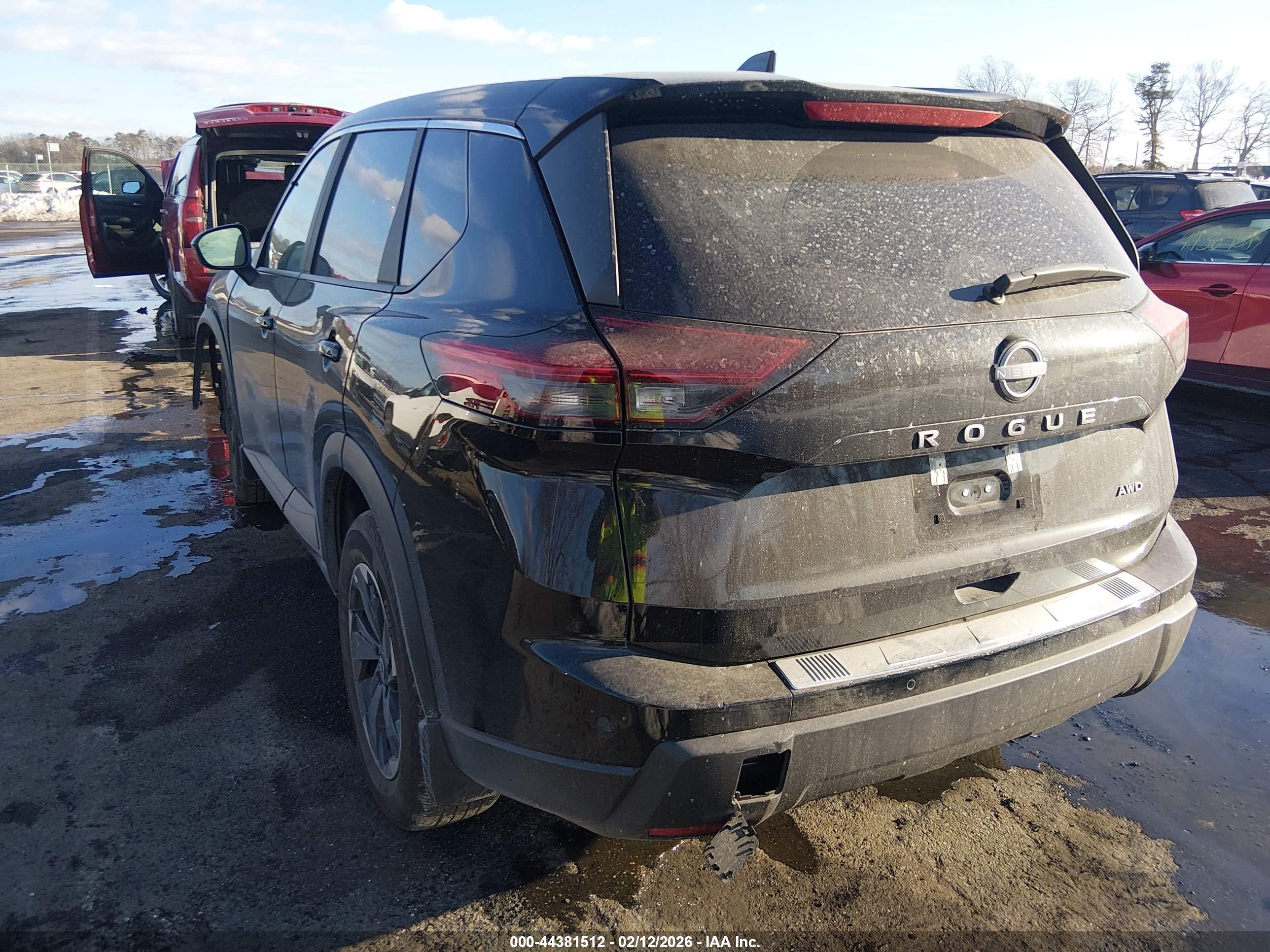 NISSAN ROGUE image 3