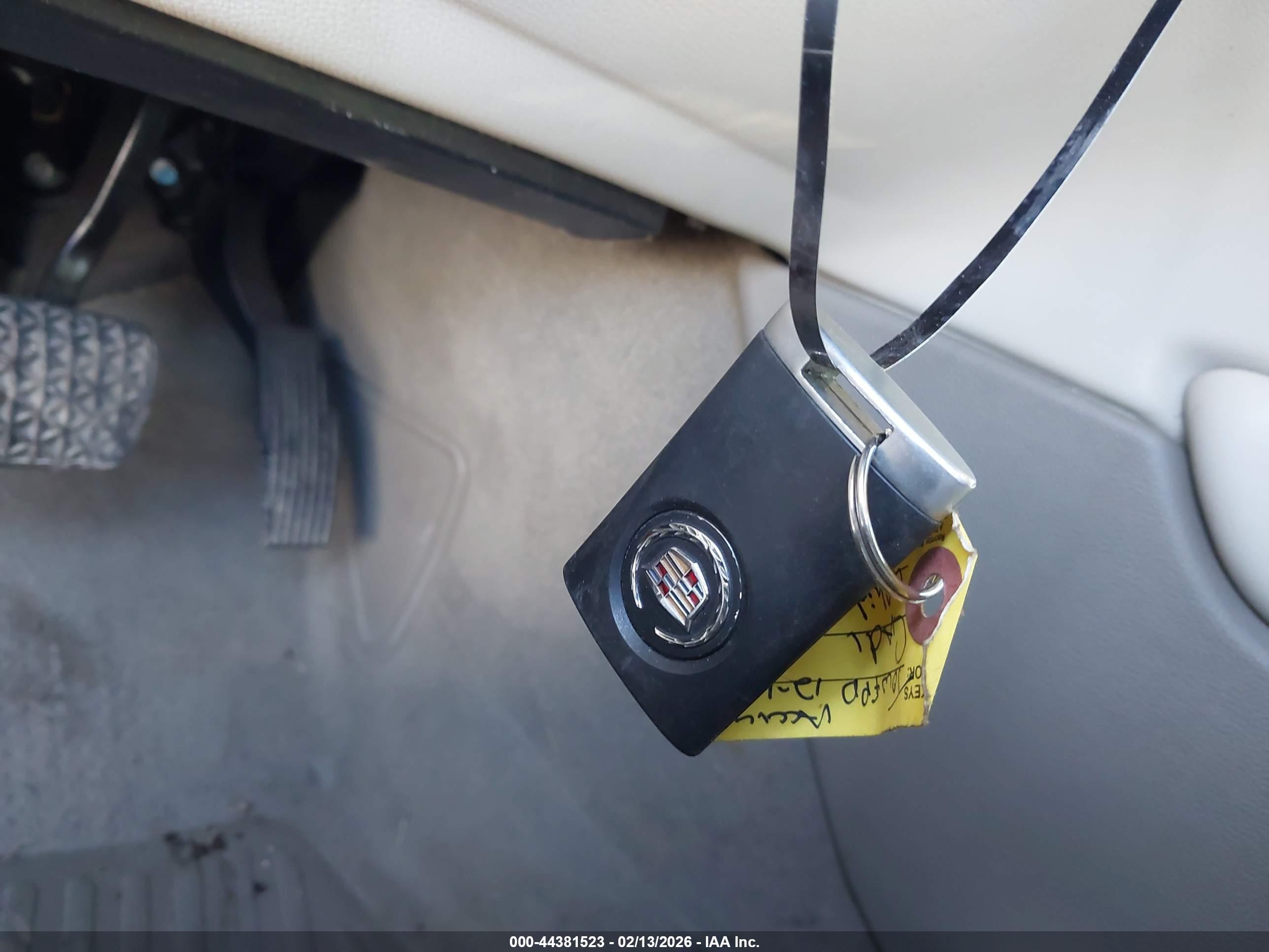 CADILLAC XTS image 11