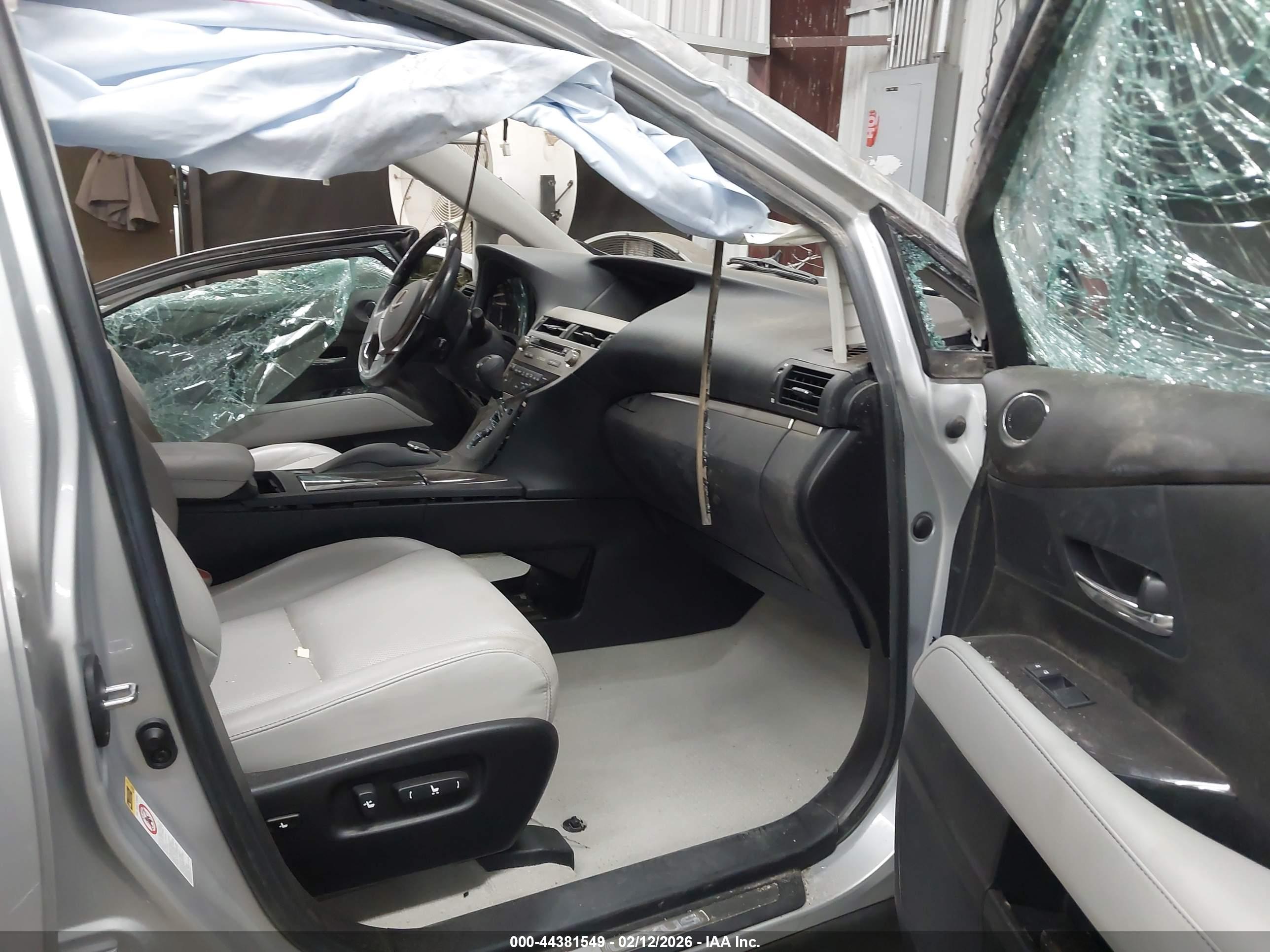 LEXUS RX image 5