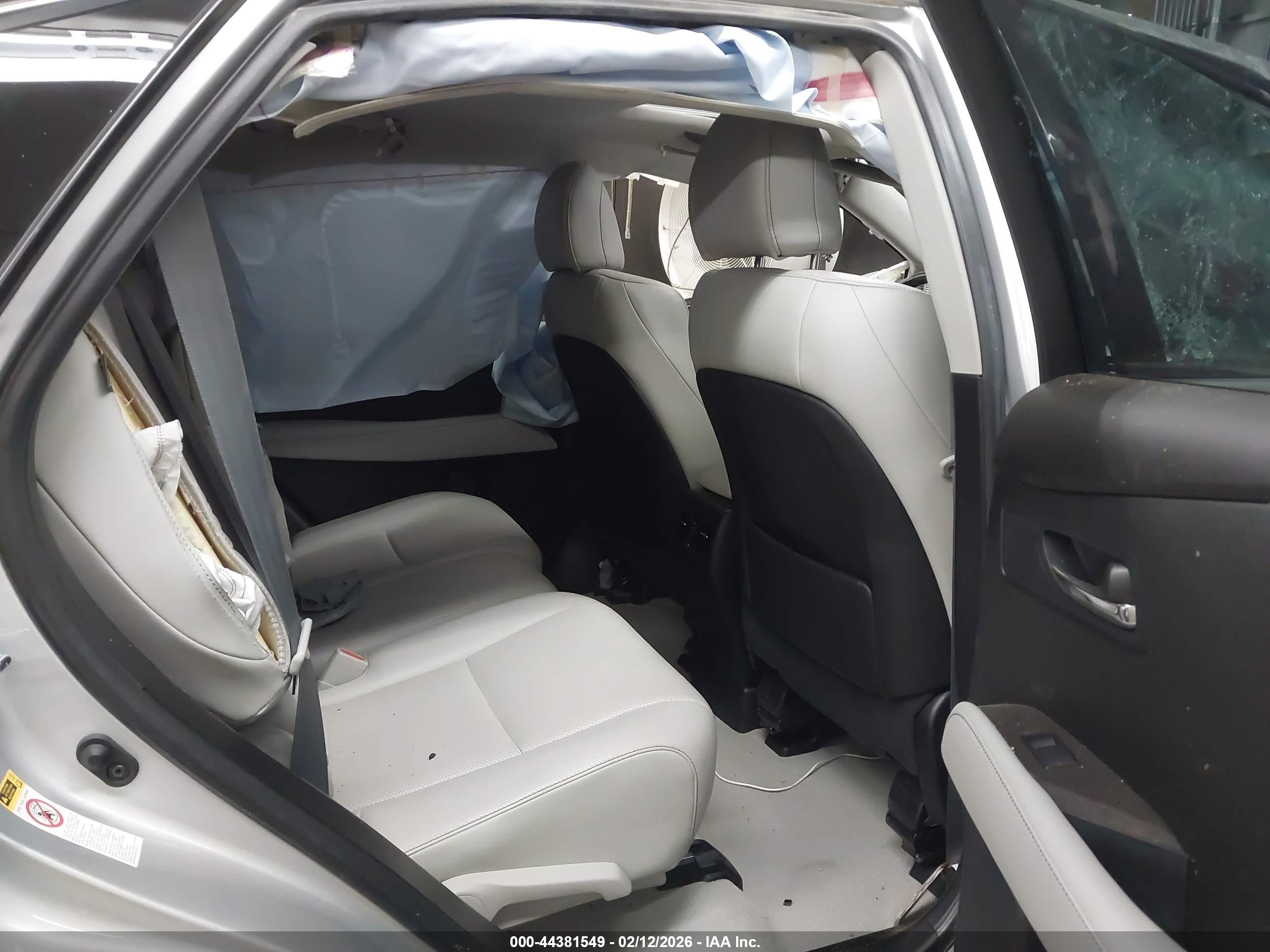 LEXUS RX image 8