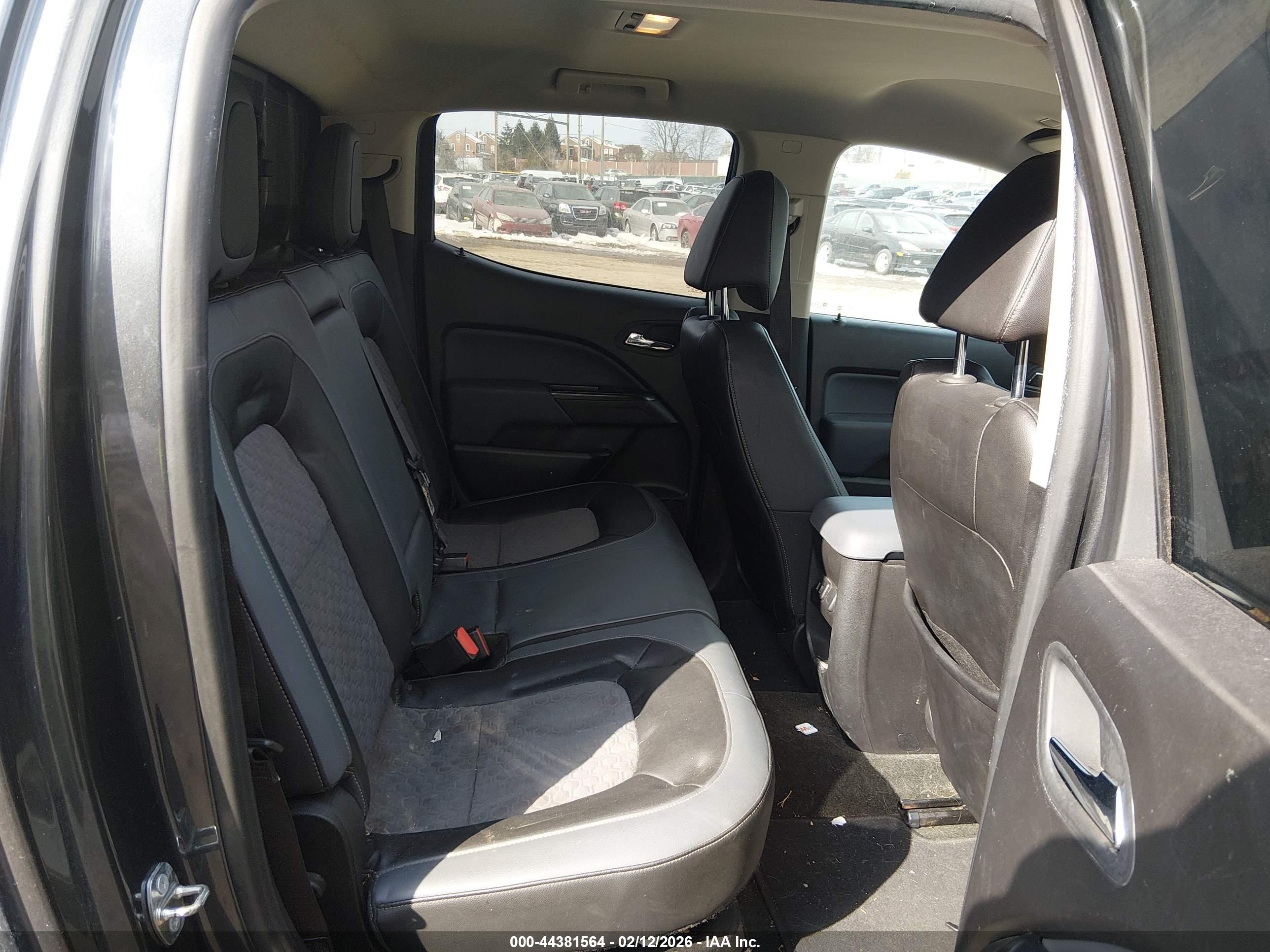 CHEVROLET COLORADO image 8