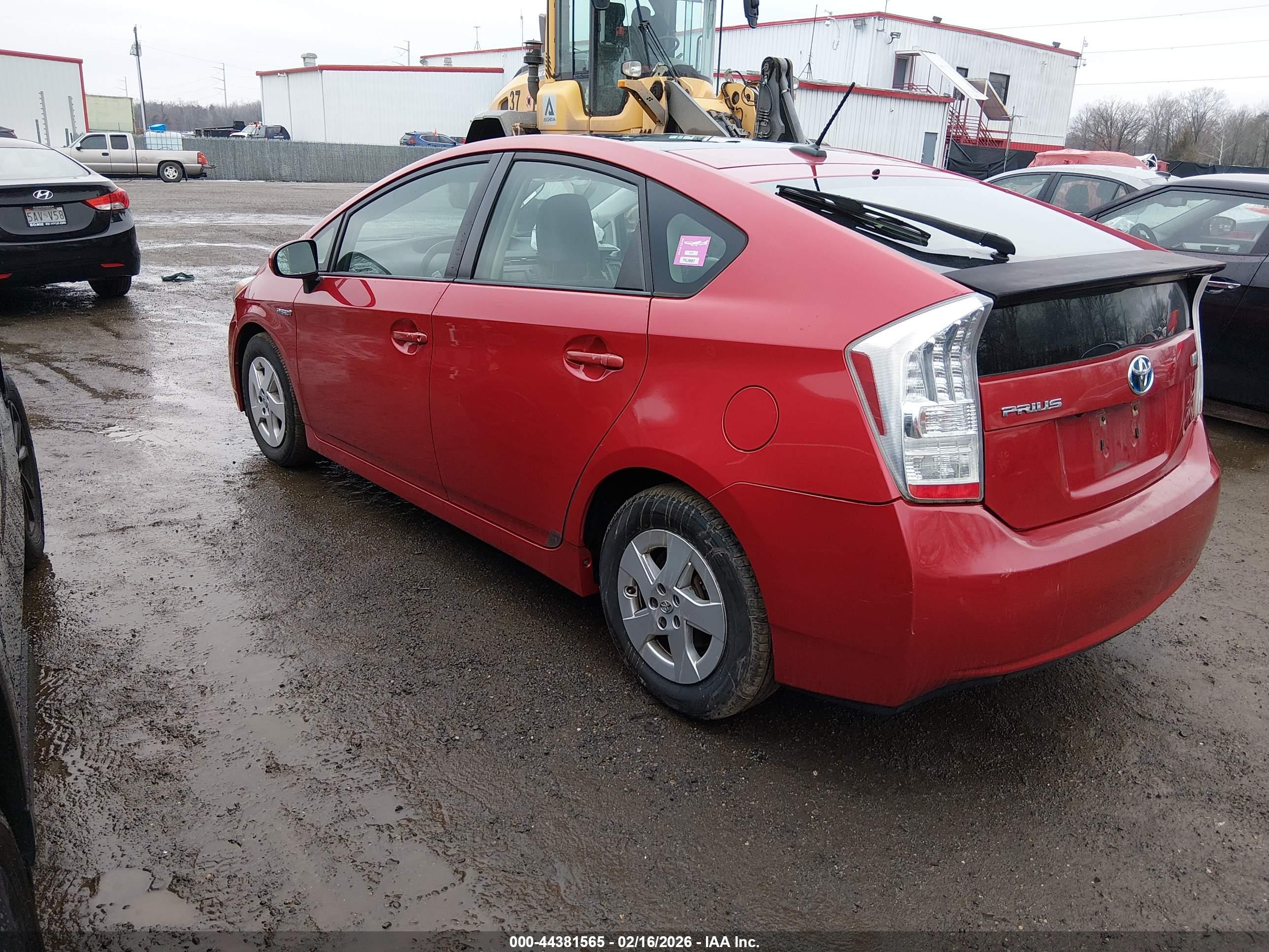 TOYOTA PRIUS image 3