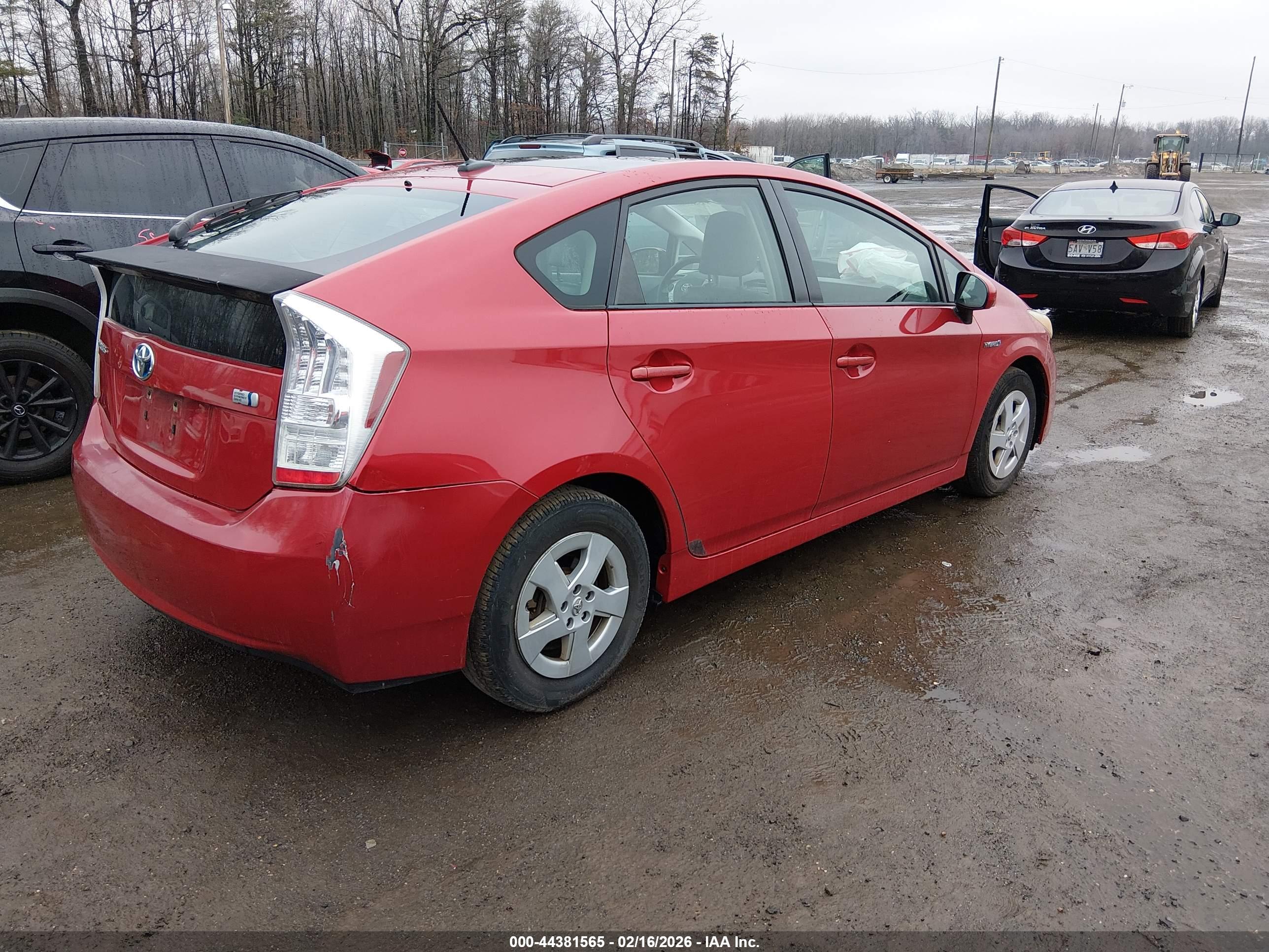 TOYOTA PRIUS image 4