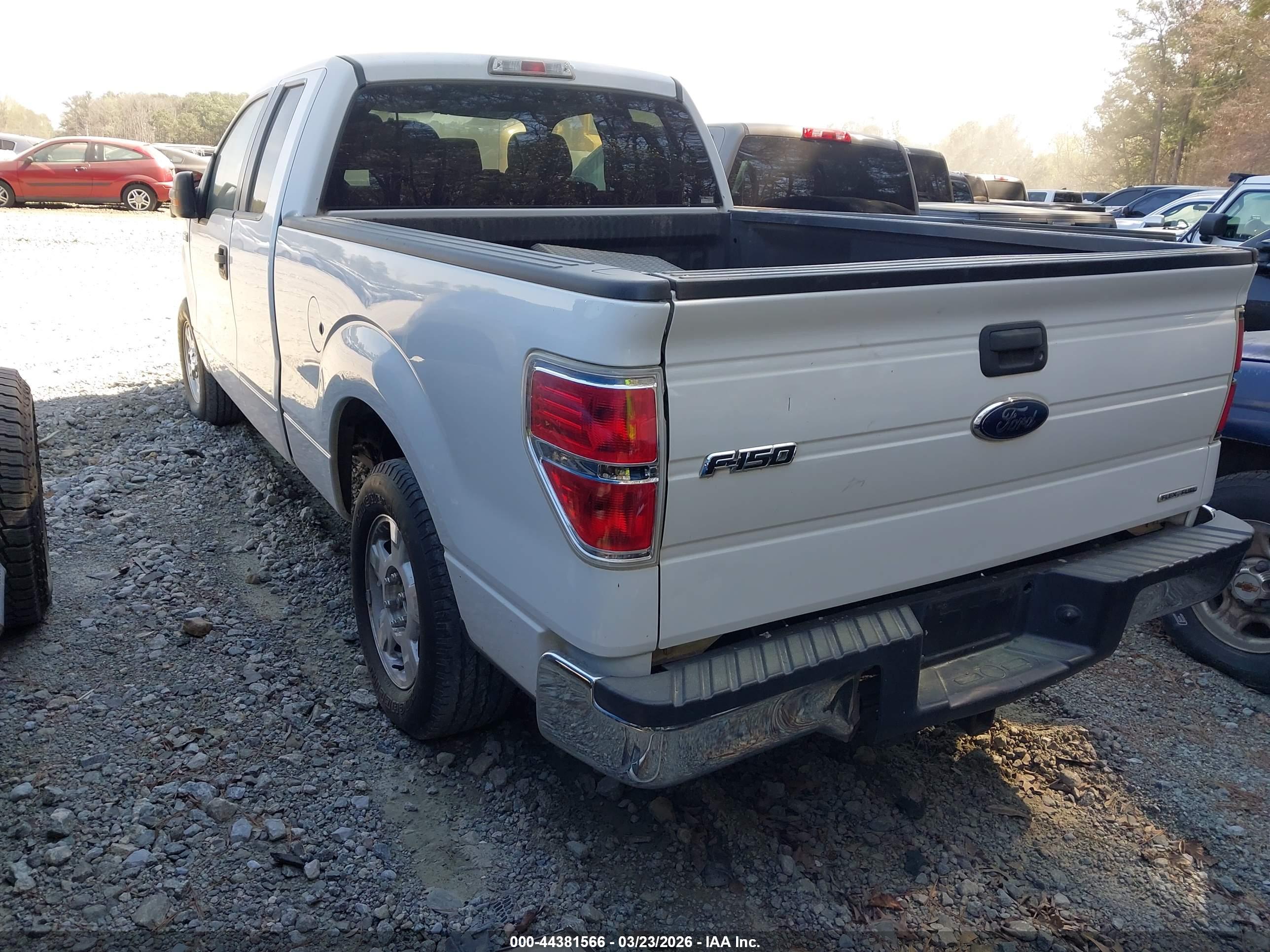 FORD F-150 image 3
