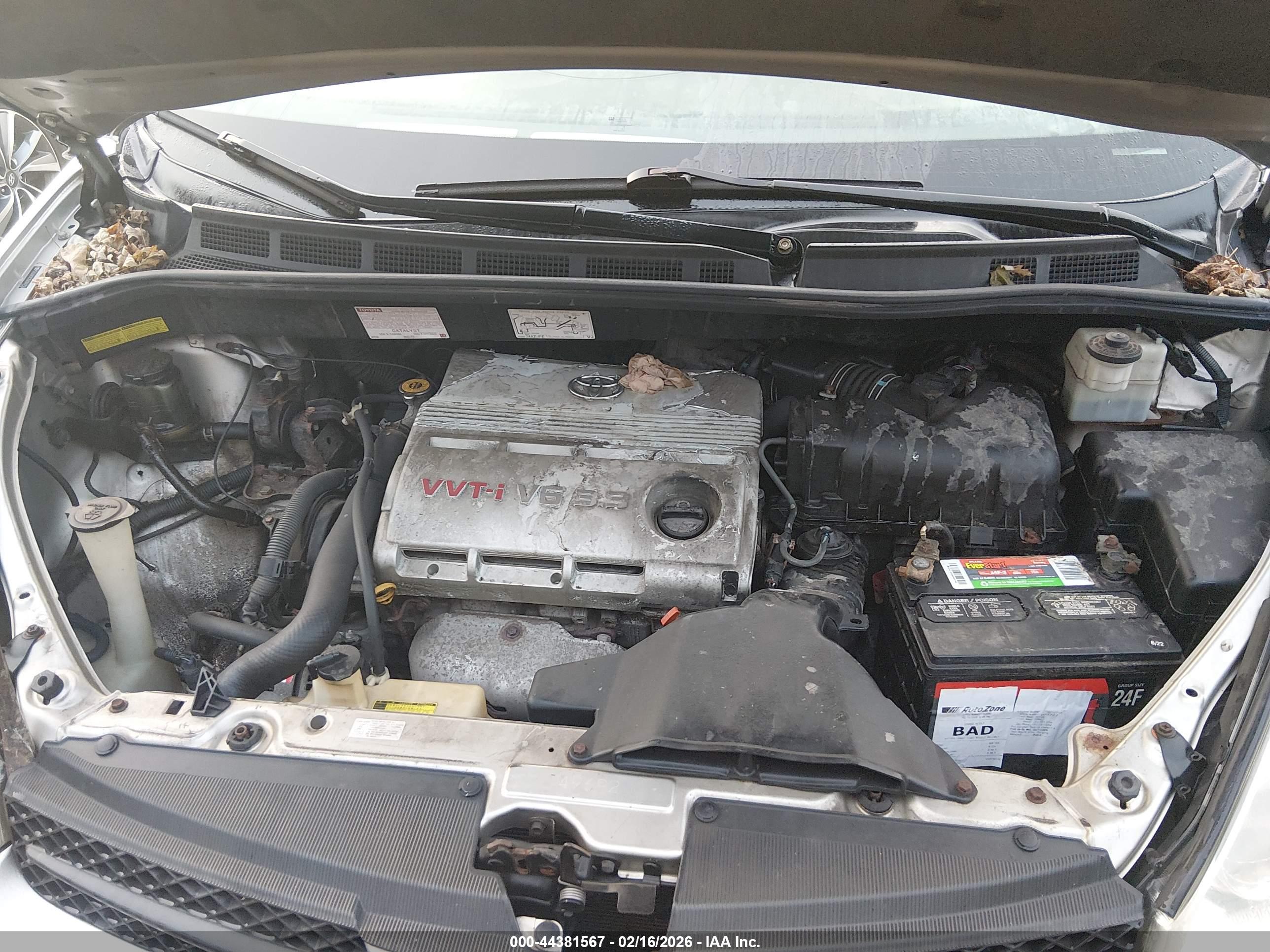 TOYOTA SIENNA image 10