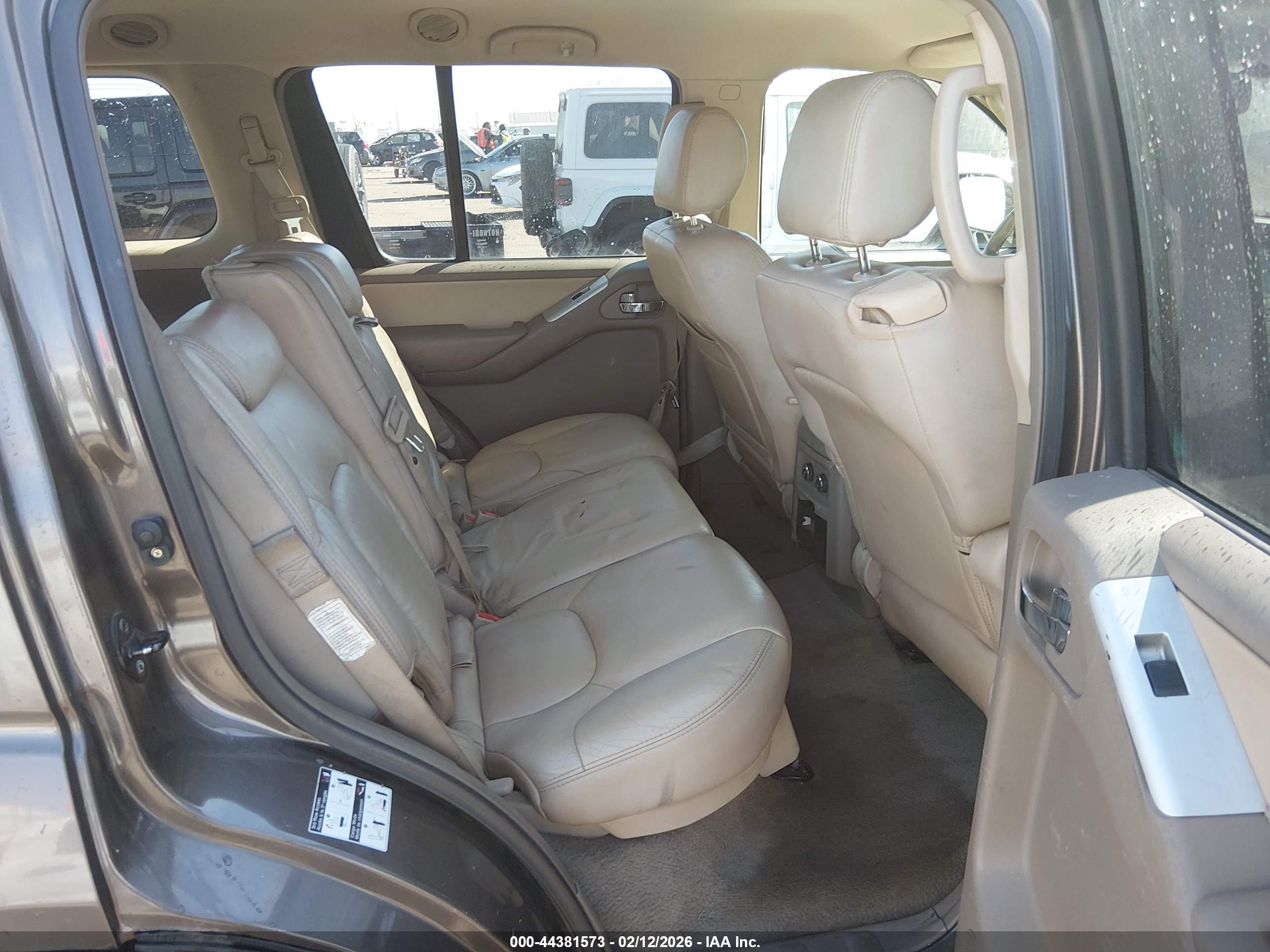 NISSAN PATHFINDER image 8