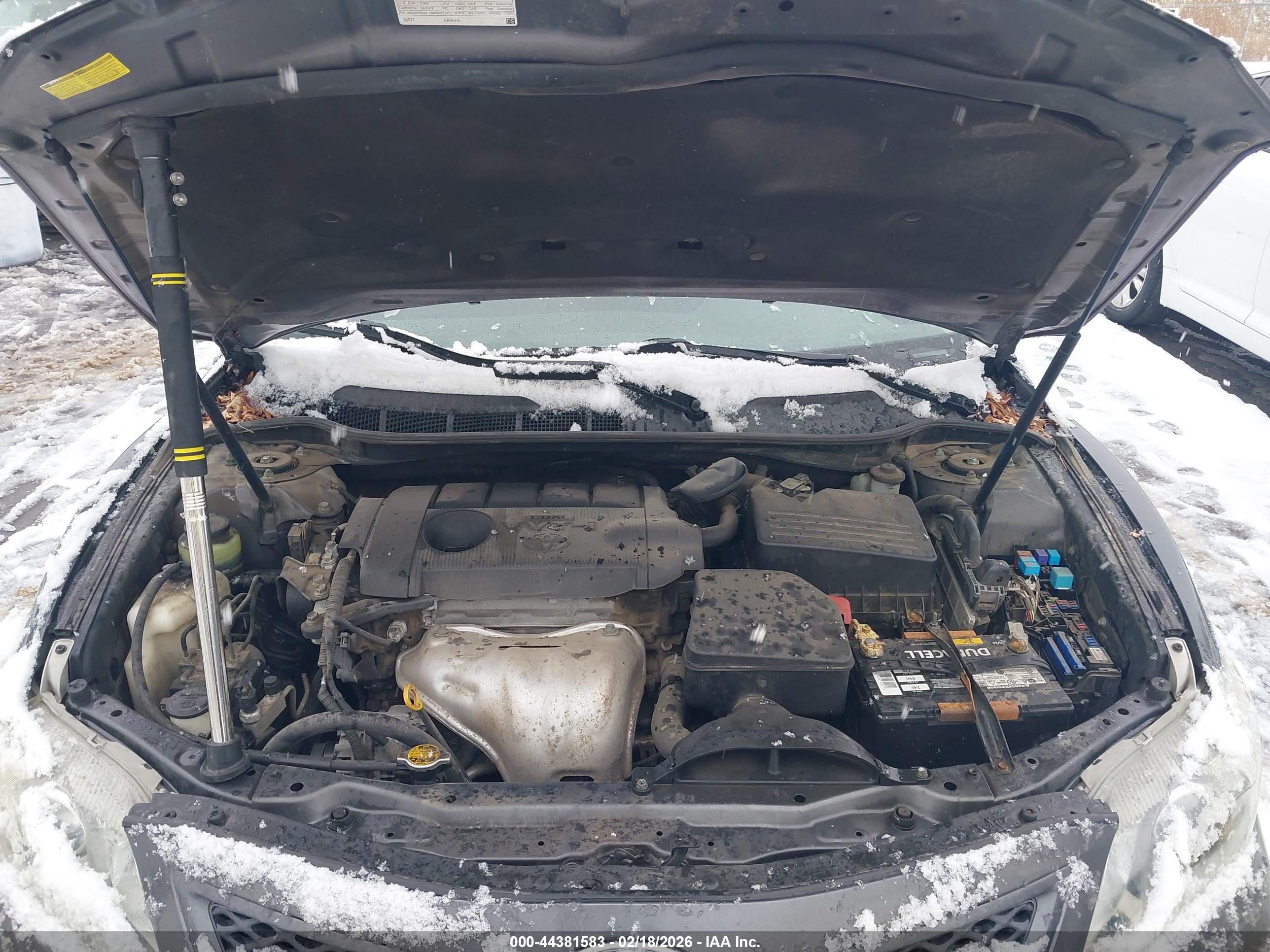 TOYOTA CAMRY image 10