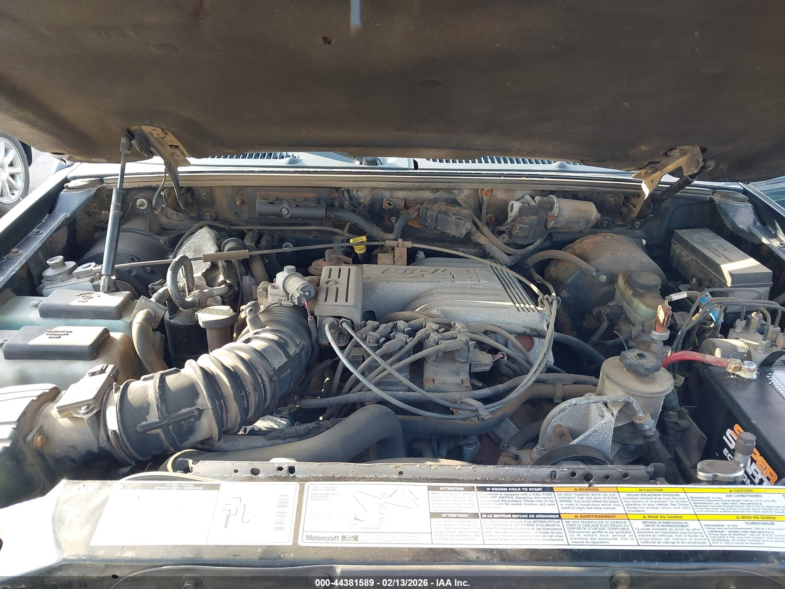 FORD EXPLORER image 10