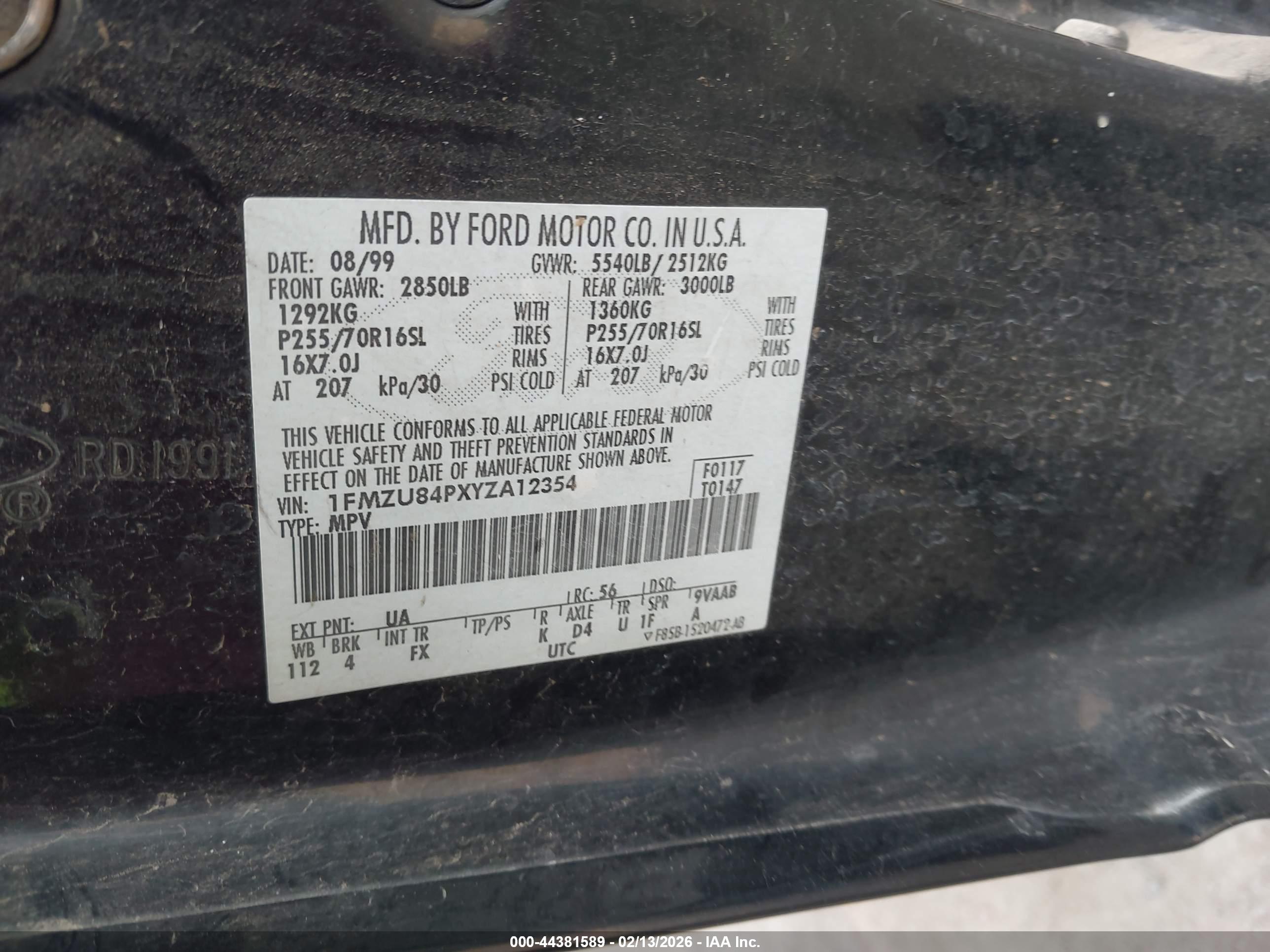 FORD EXPLORER image 9
