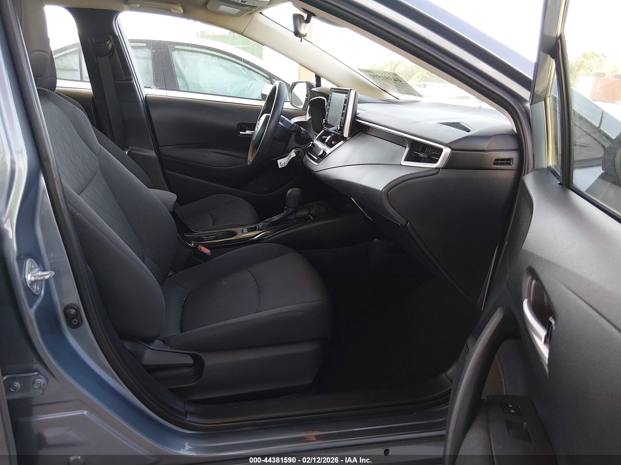 TOYOTA COROLLA image 5