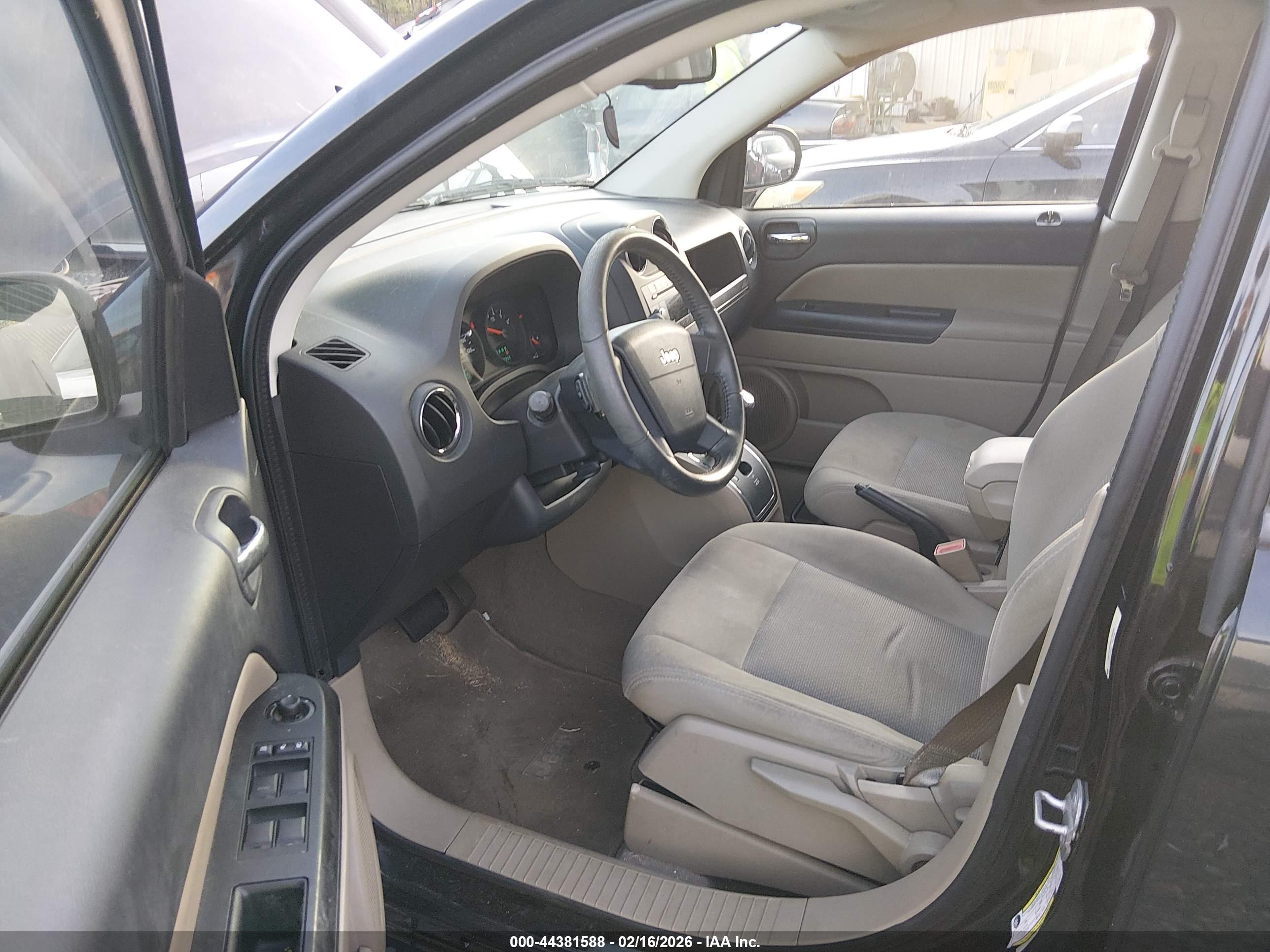 JEEP COMPASS image 5