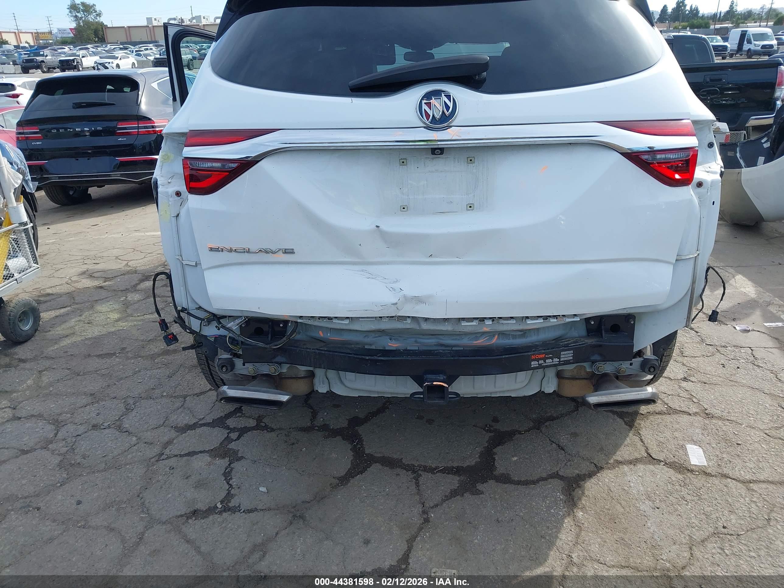 BUICK ENCLAVE image 6