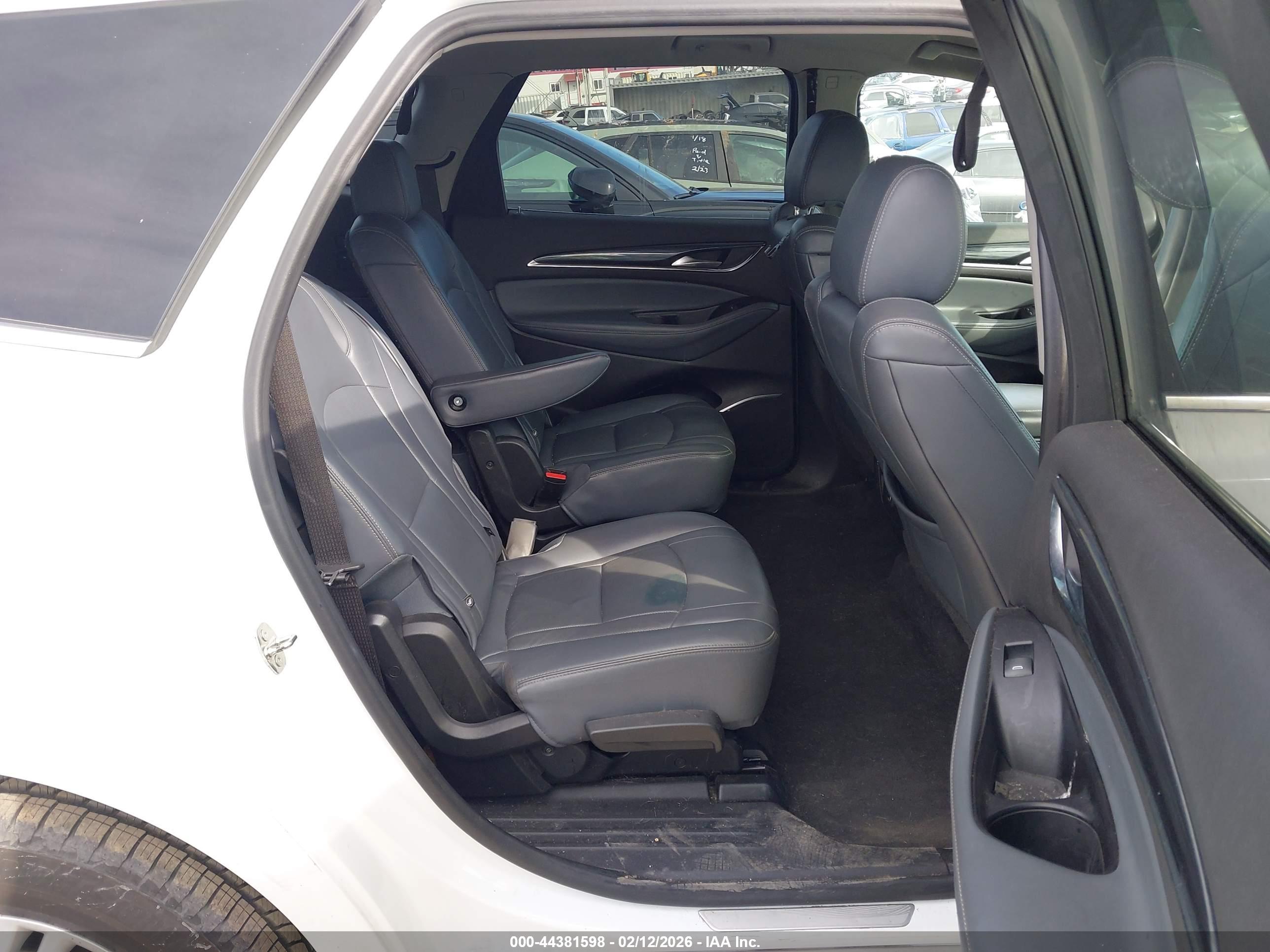 BUICK ENCLAVE image 8