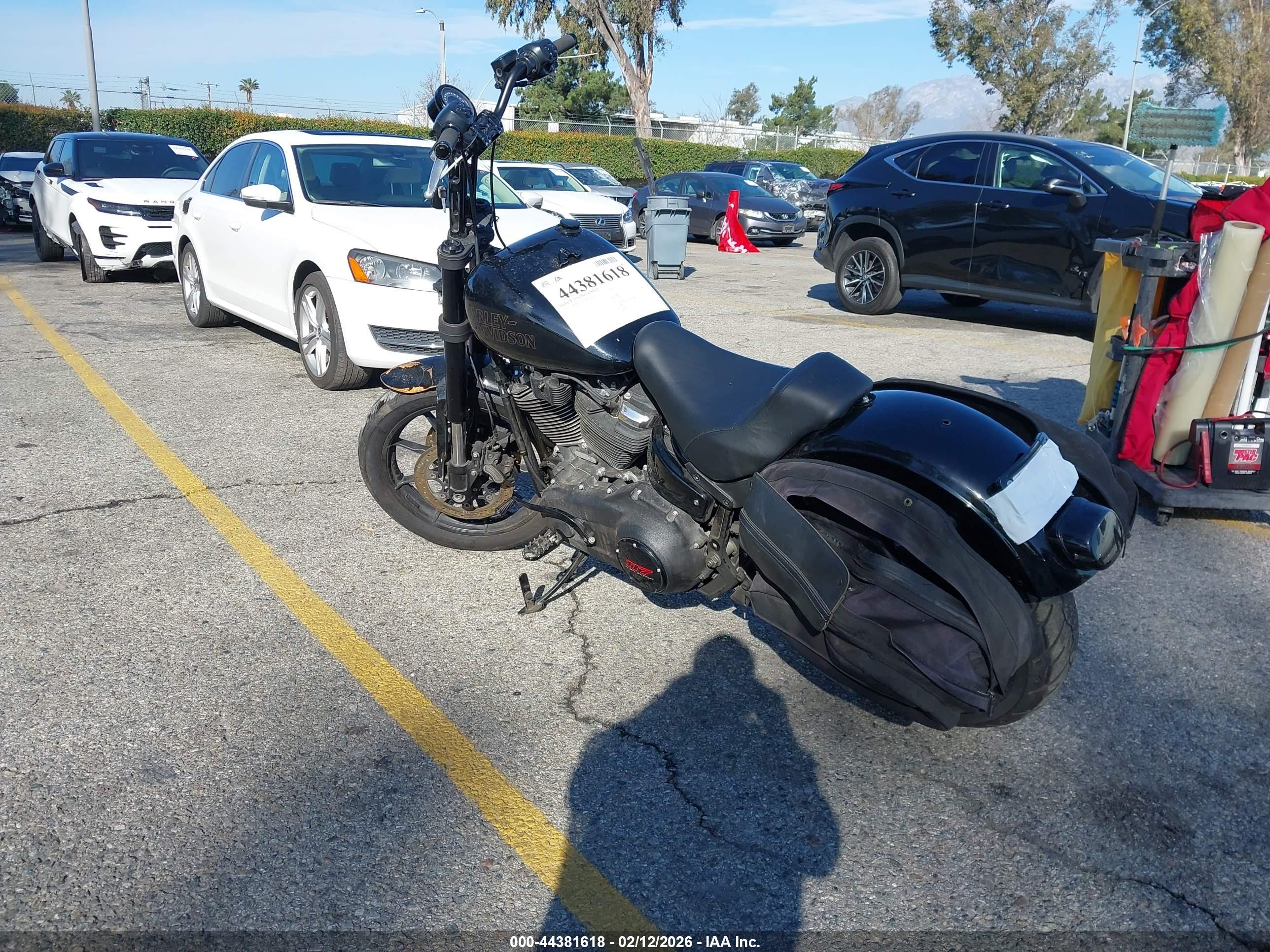HARLEY-DAVIDSON FXLRS image 3