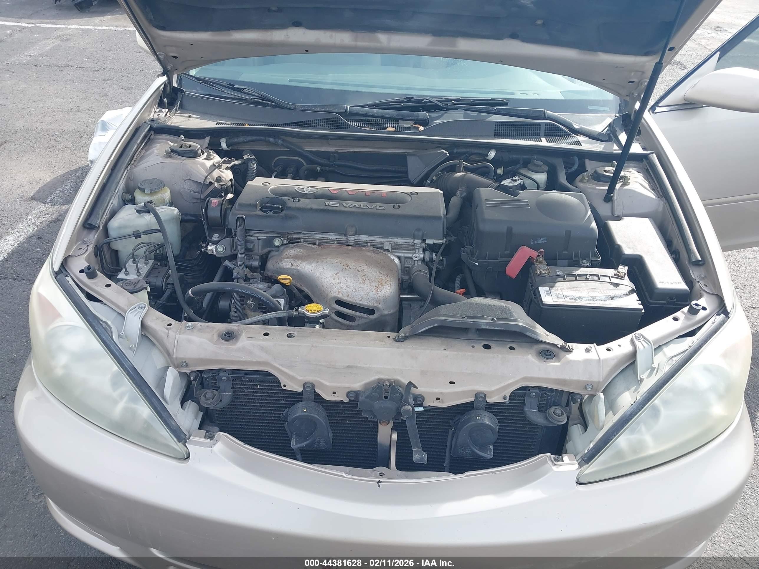TOYOTA CAMRY image 10