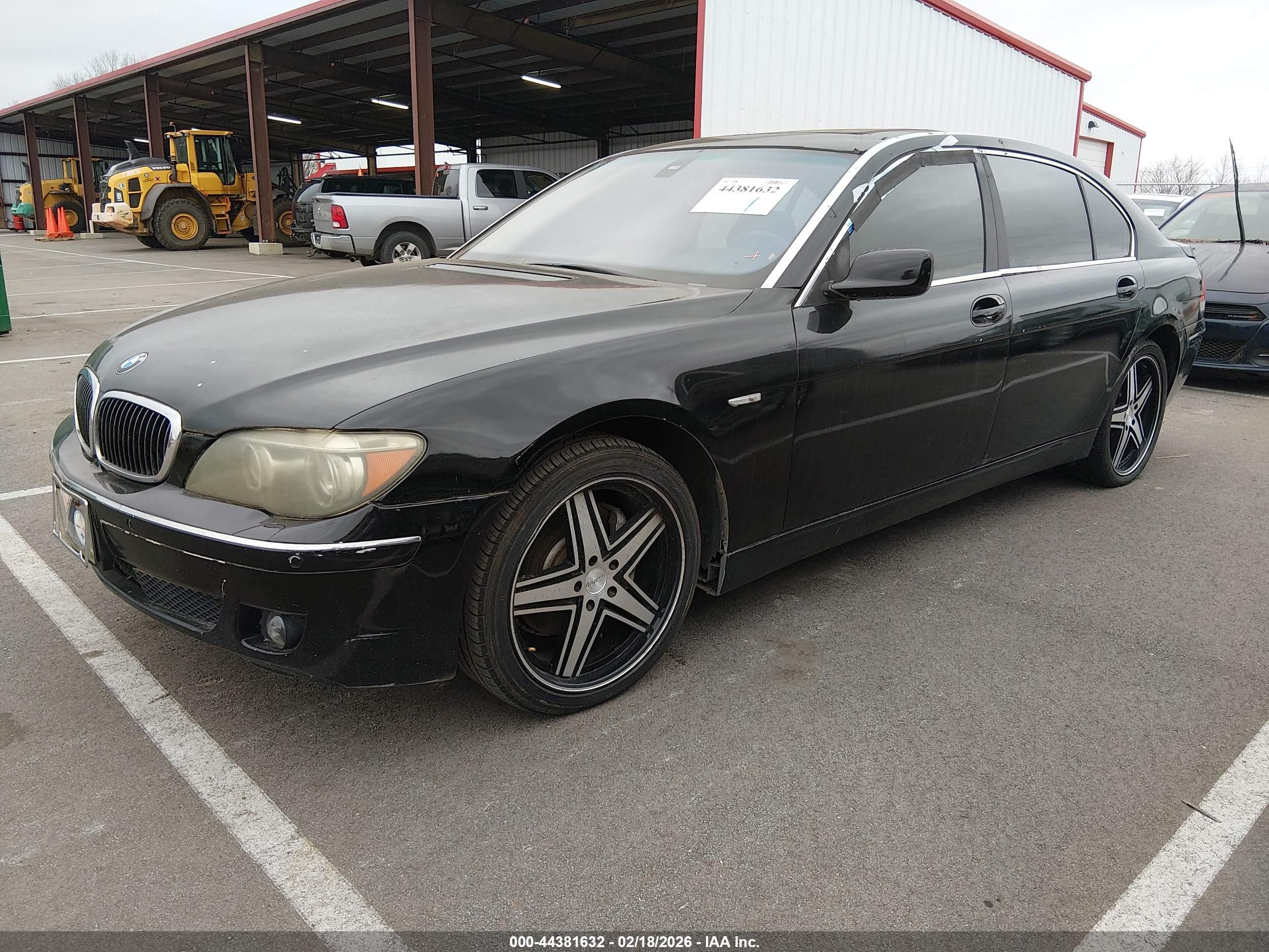 BMW 750LI image 2