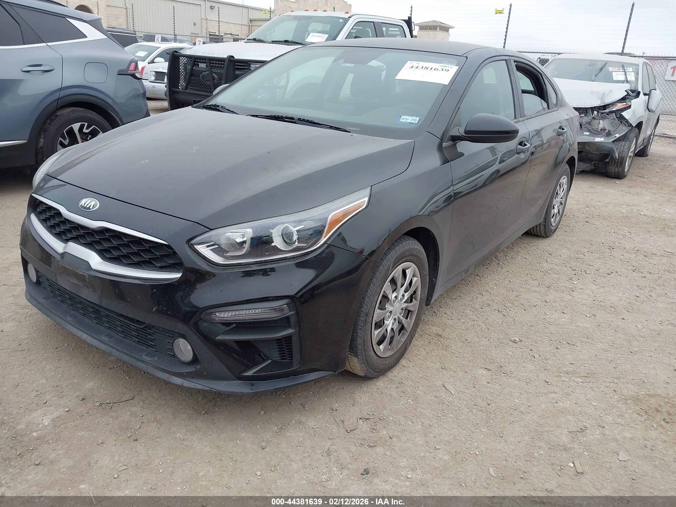 KIA FORTE image 2