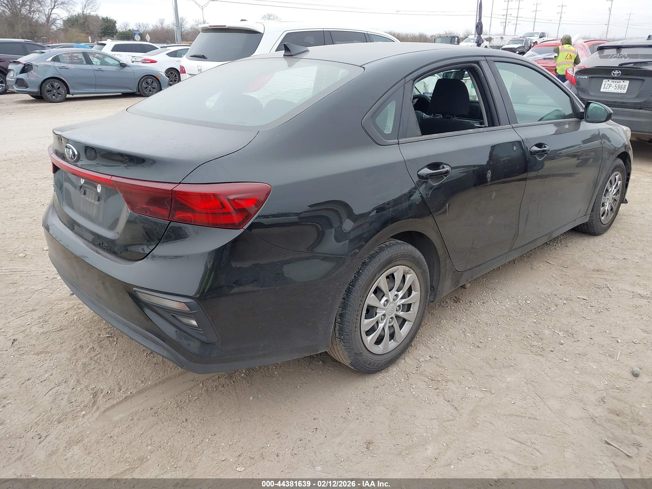 KIA FORTE image 4