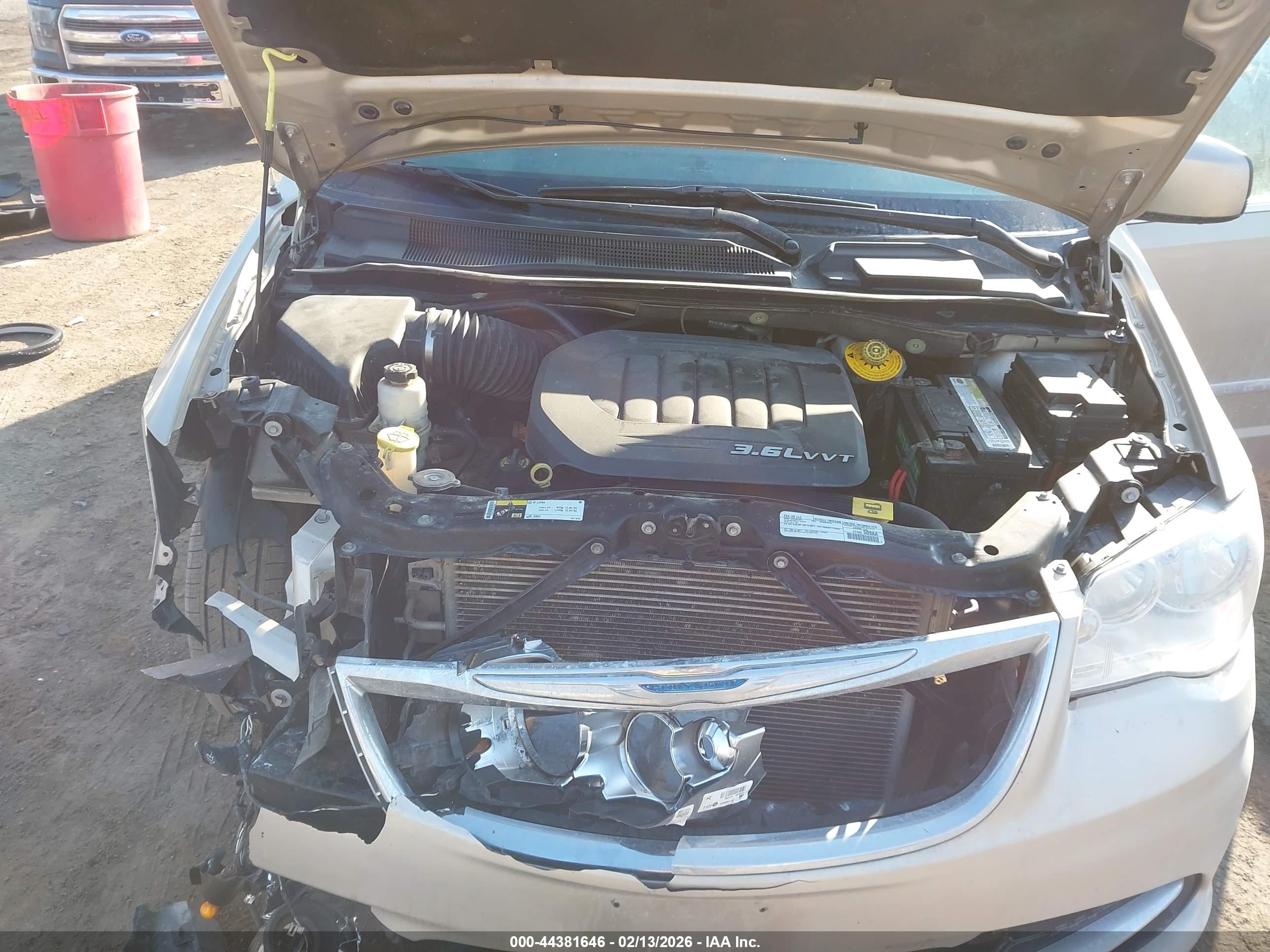 CHRYSLER TOWN image 10