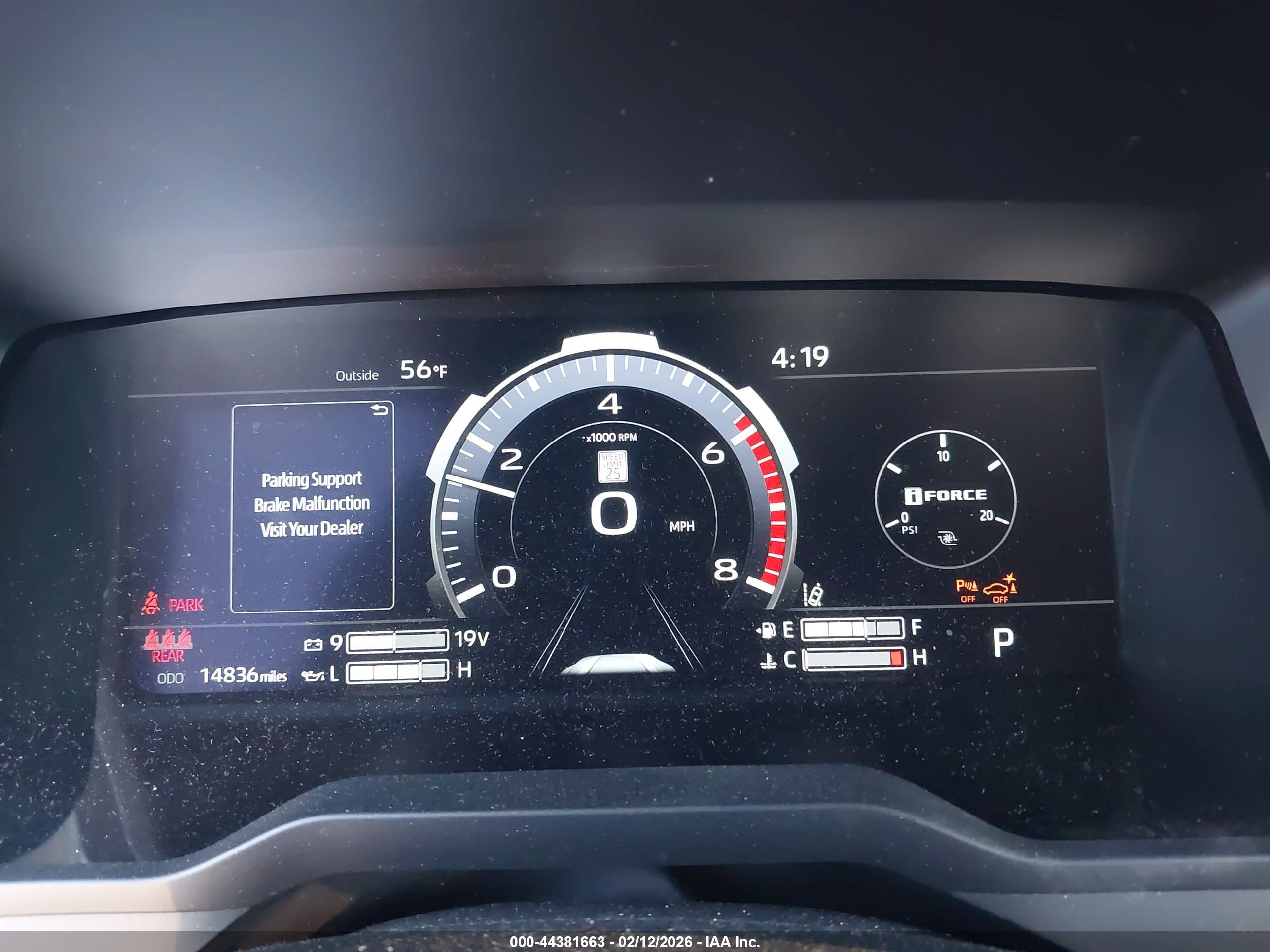TOYOTA TUNDRA image 7